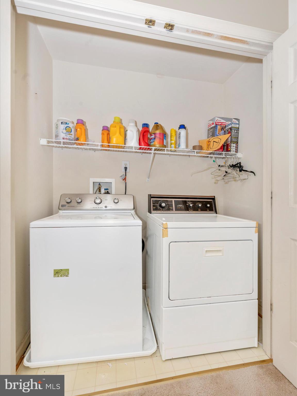 LAUREL RIDGE - Residential