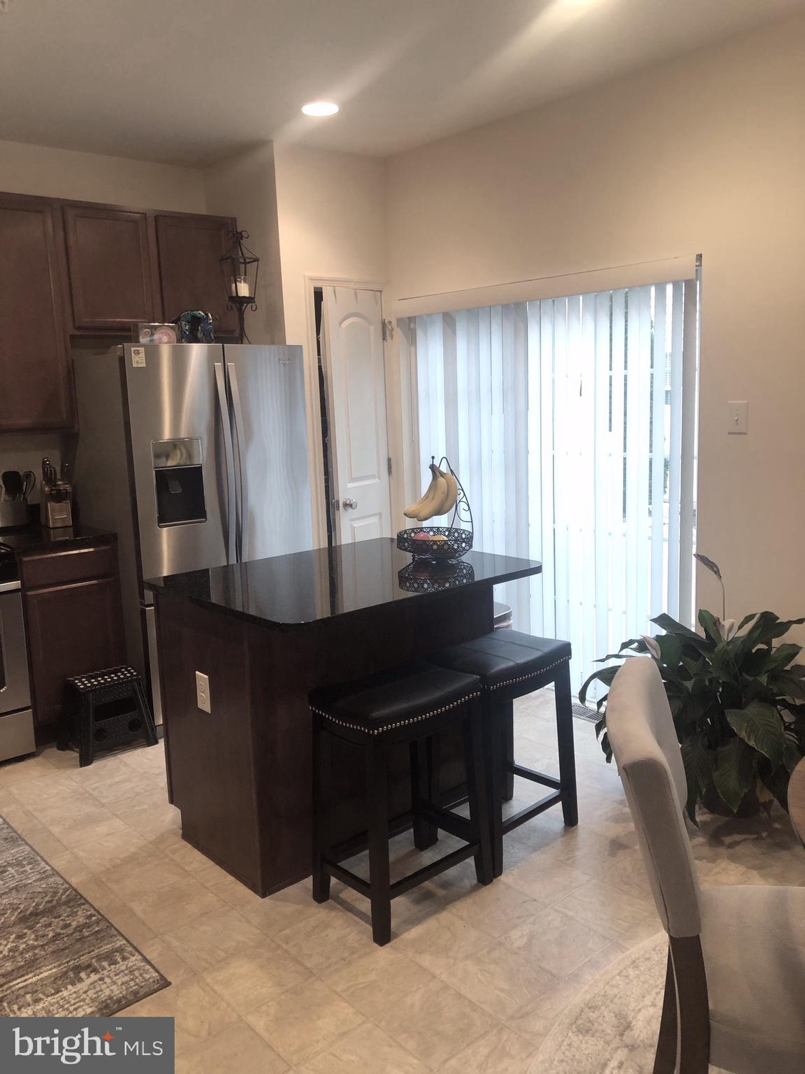 CARRIAGE HILL - Residential Lease