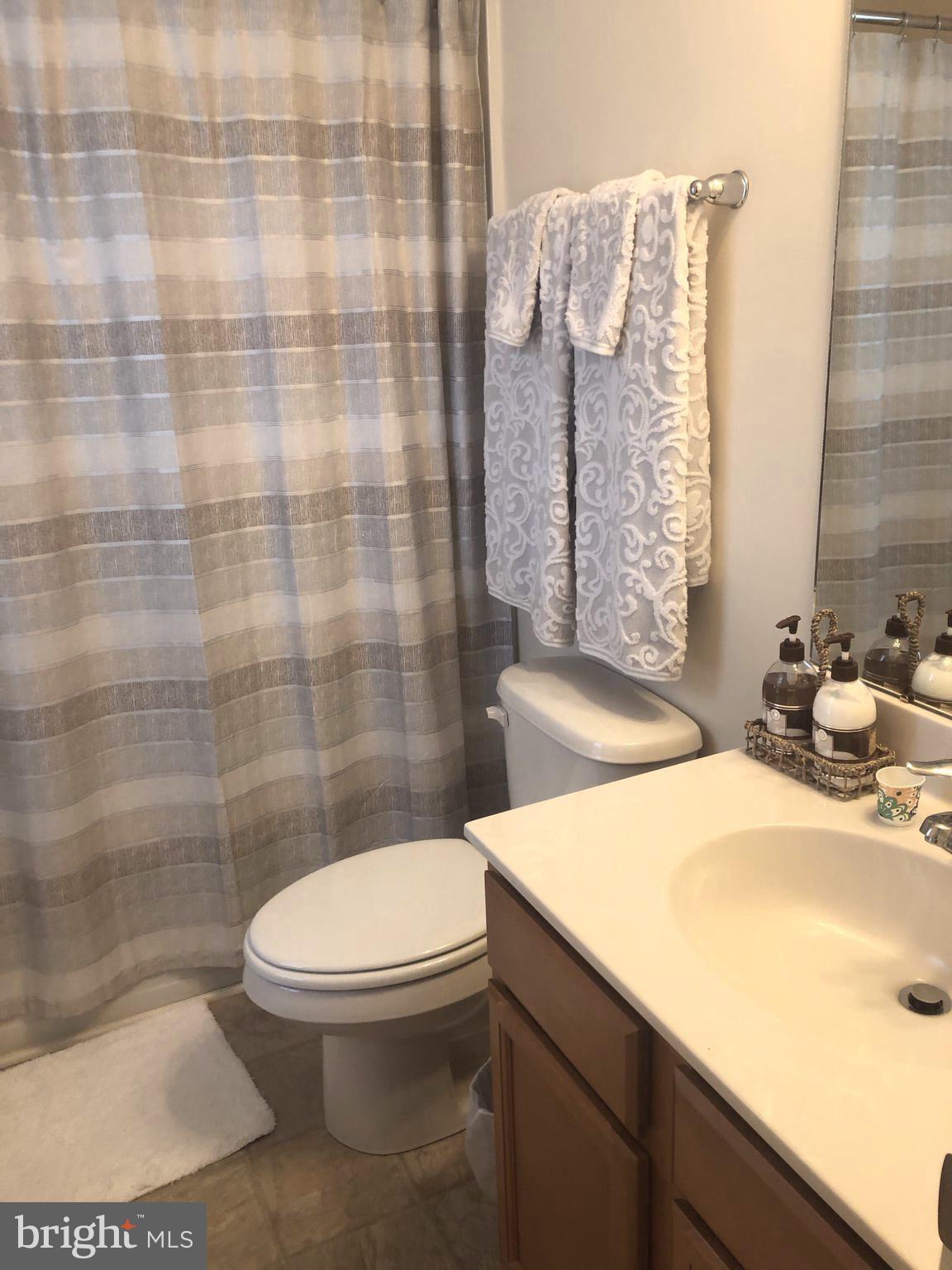 CARRIAGE HILL - Residential Lease