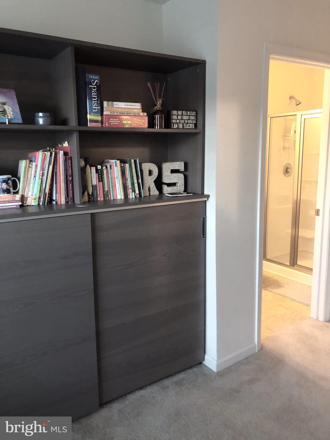 CARRIAGE HILL - Residential Lease