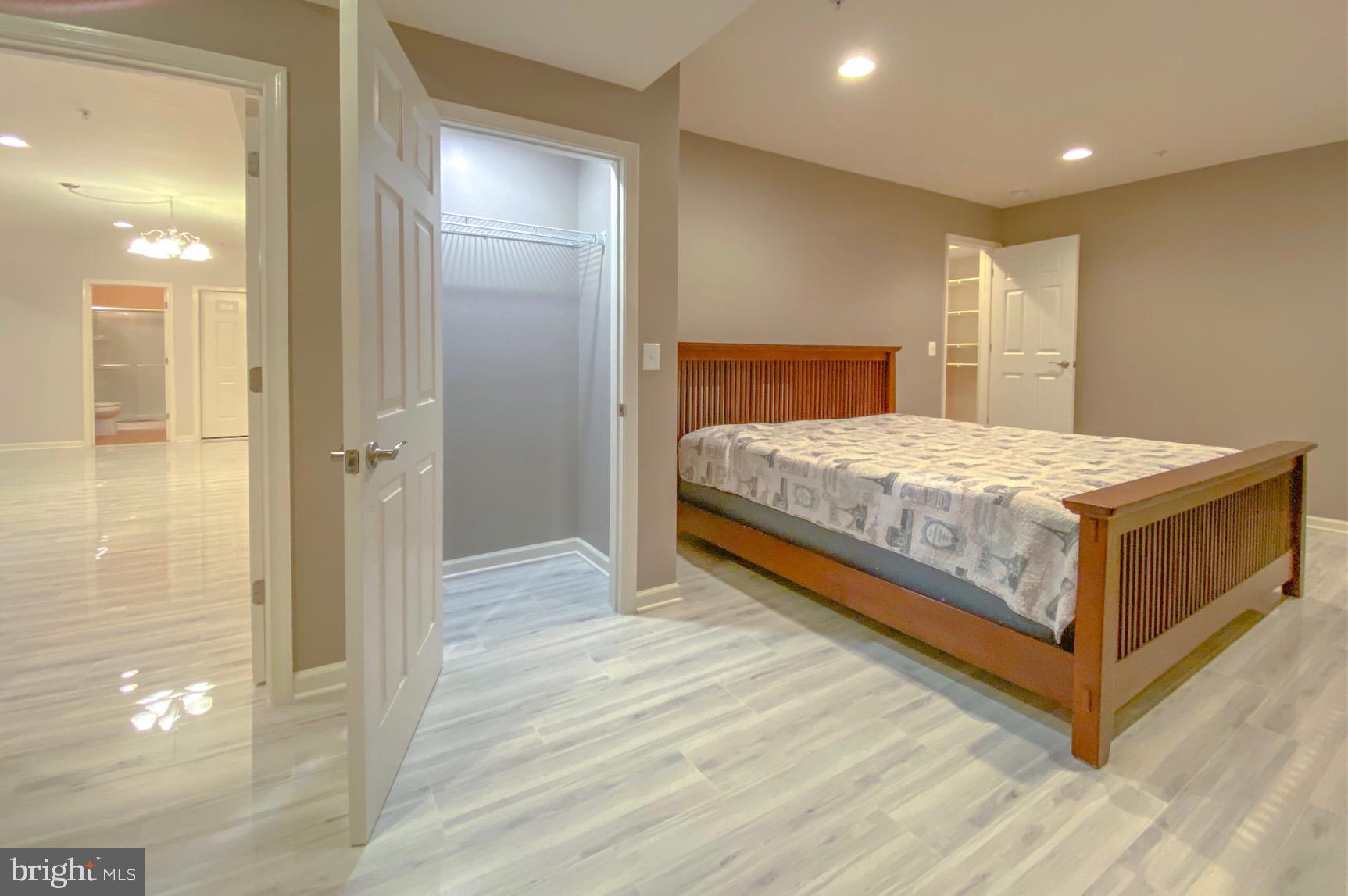 PALISADES-PLAT 1> - Residential