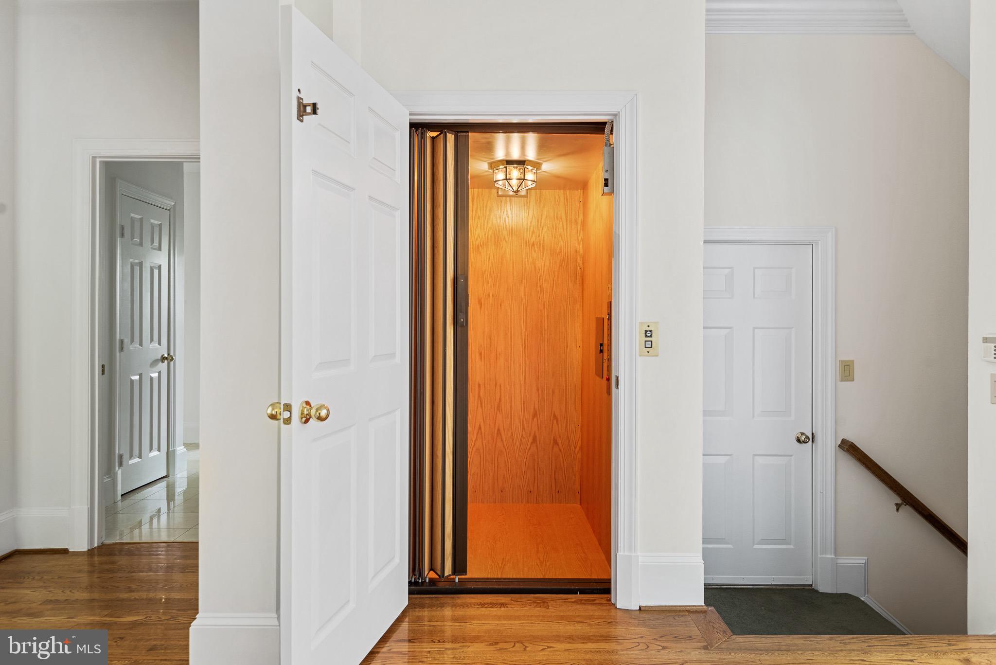 BURNING TREE VALLEY - Residential