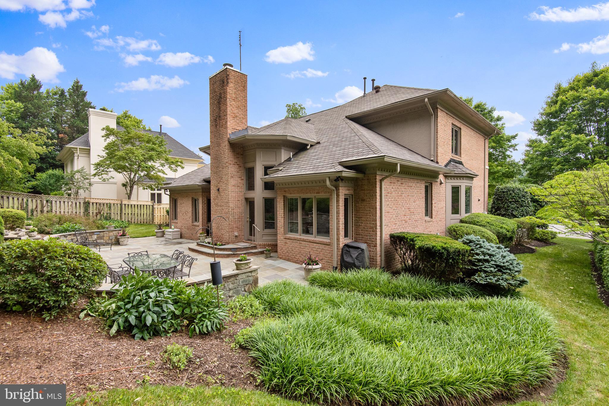 BURNING TREE VALLEY - Residential