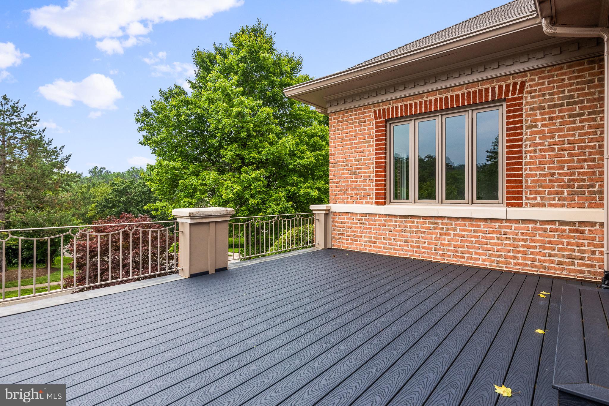 BURNING TREE VALLEY - Residential