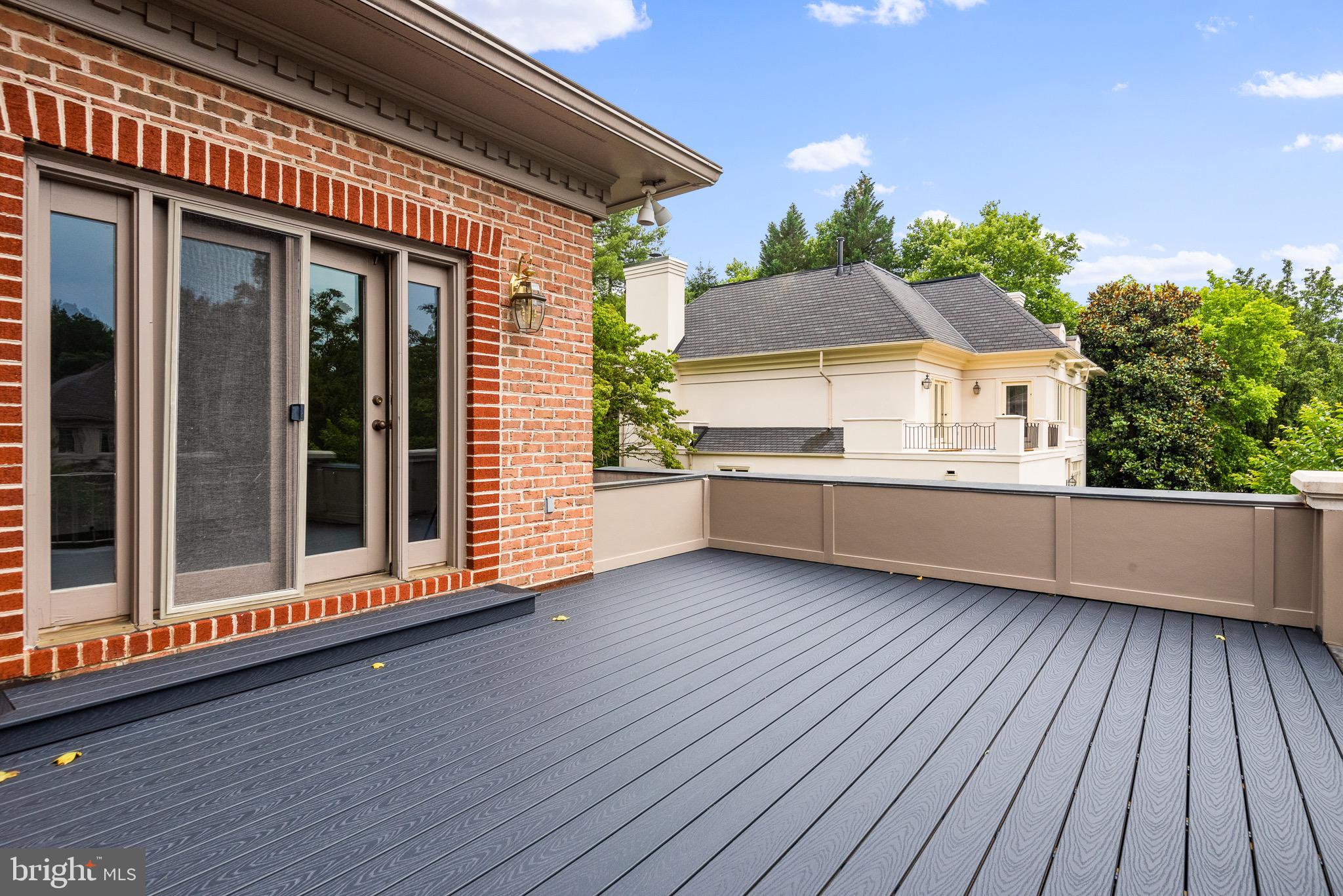 BURNING TREE VALLEY - Residential