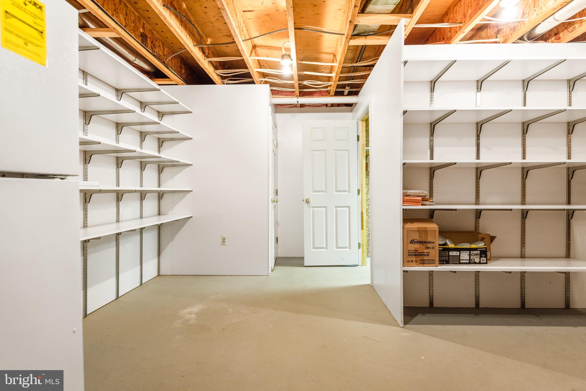 BURNING TREE VALLEY - Residential