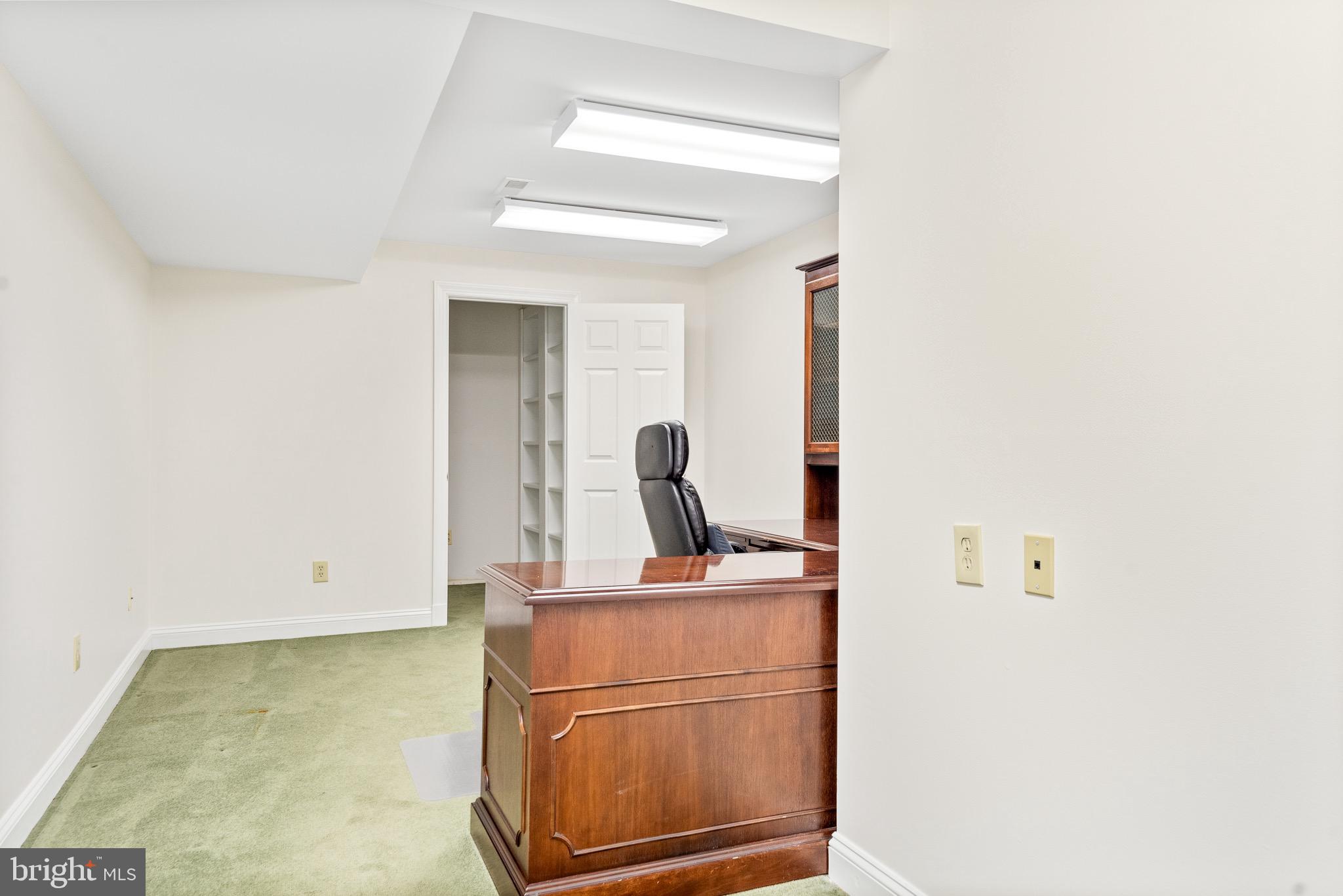 BURNING TREE VALLEY - Residential