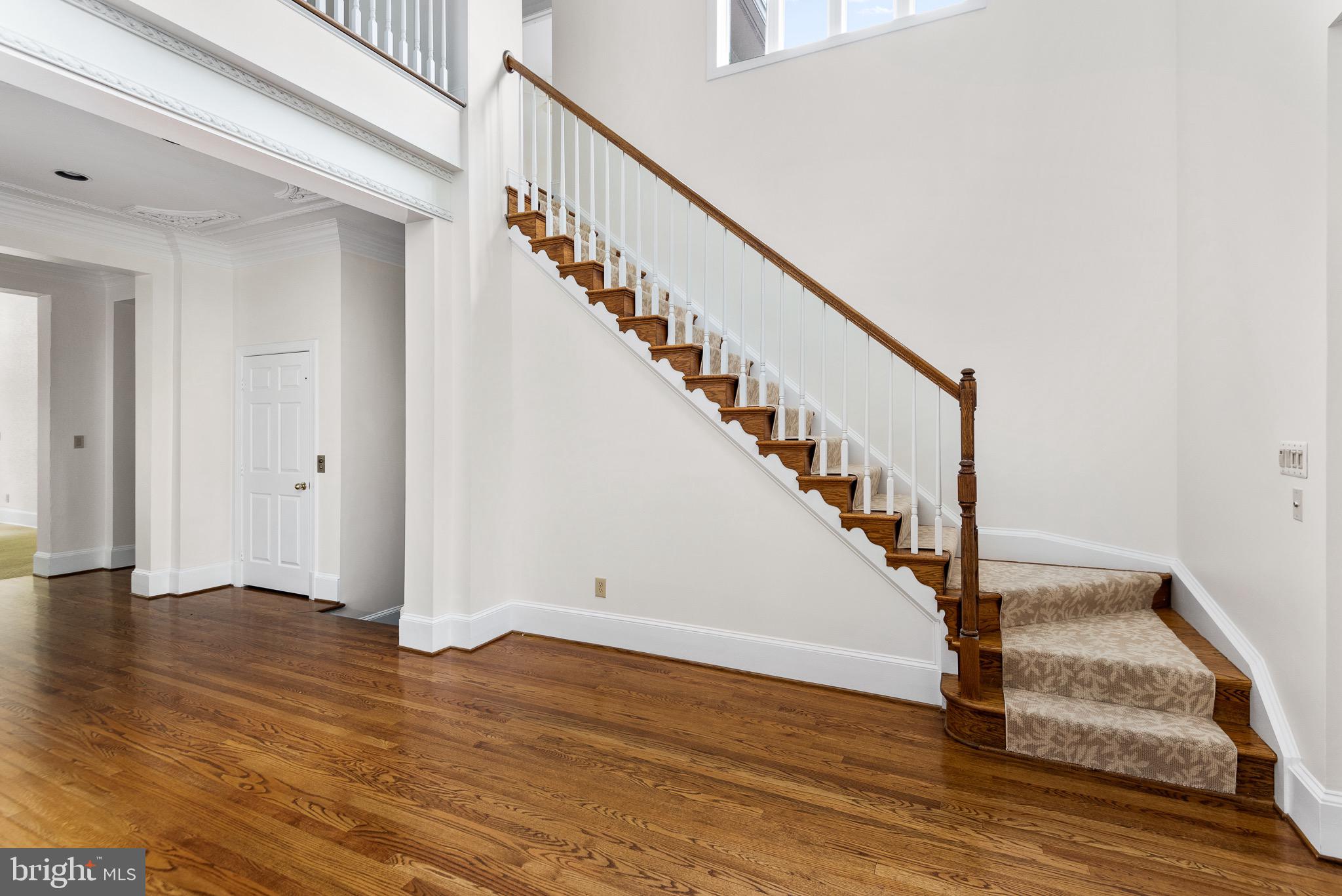 BURNING TREE VALLEY - Residential