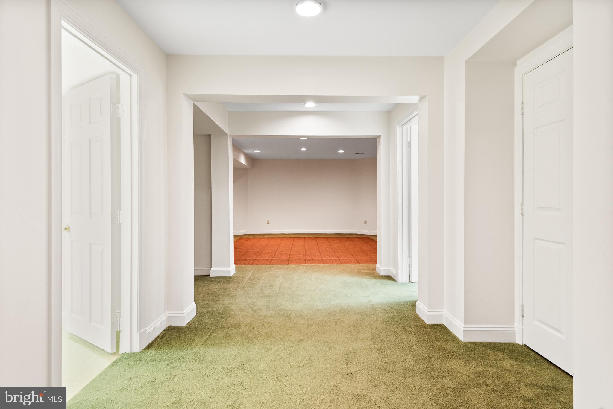 BURNING TREE VALLEY - Residential