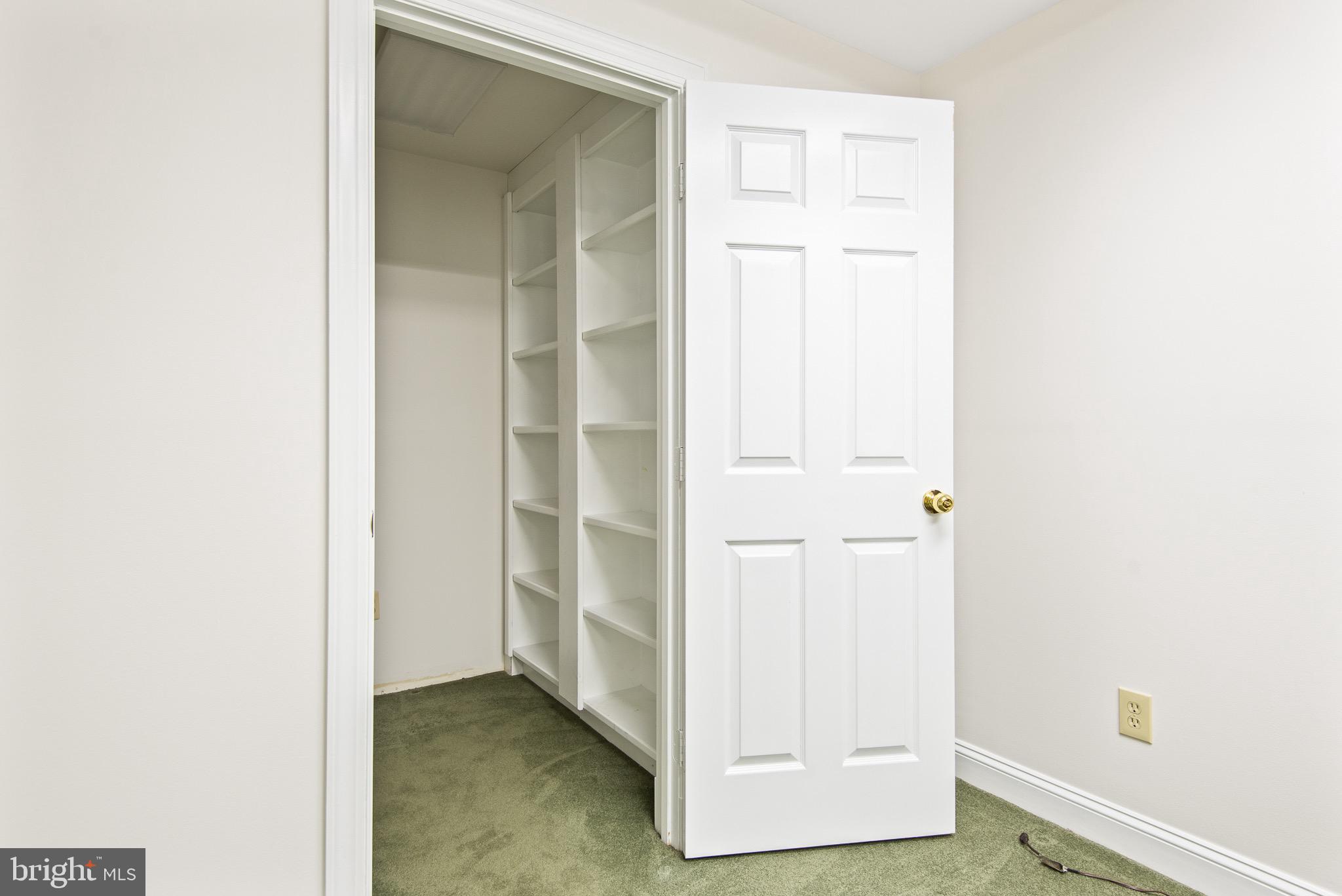 BURNING TREE VALLEY - Residential