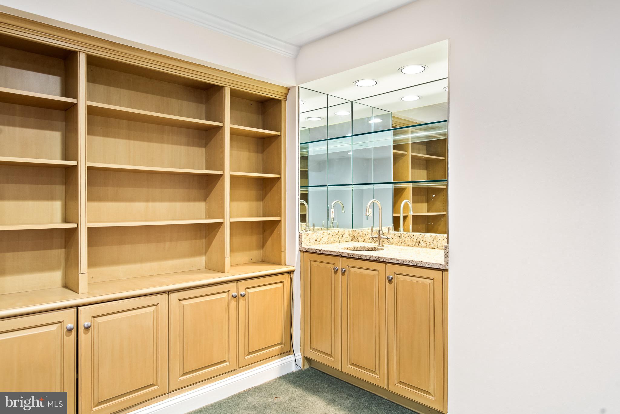 BURNING TREE VALLEY - Residential