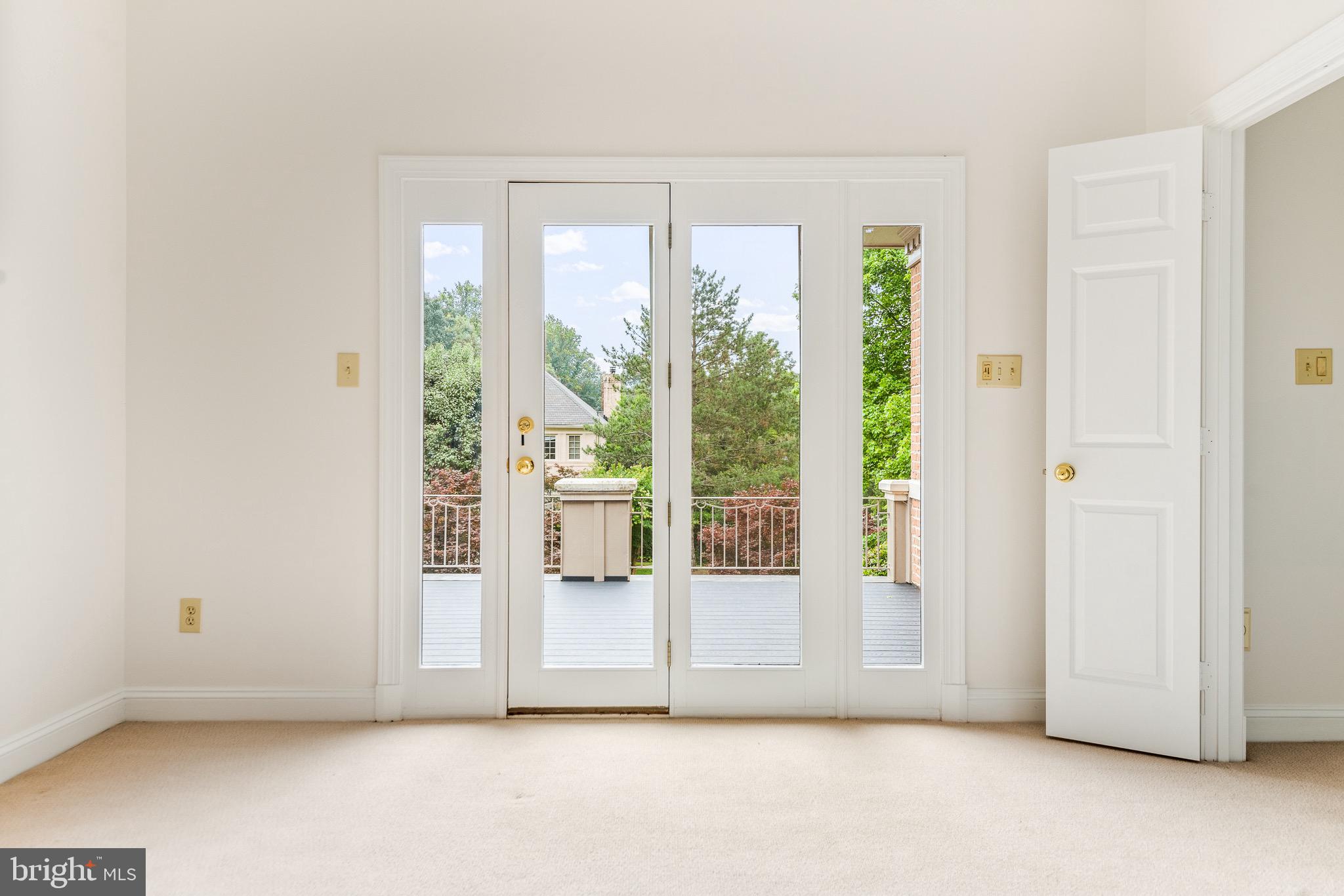 BURNING TREE VALLEY - Residential