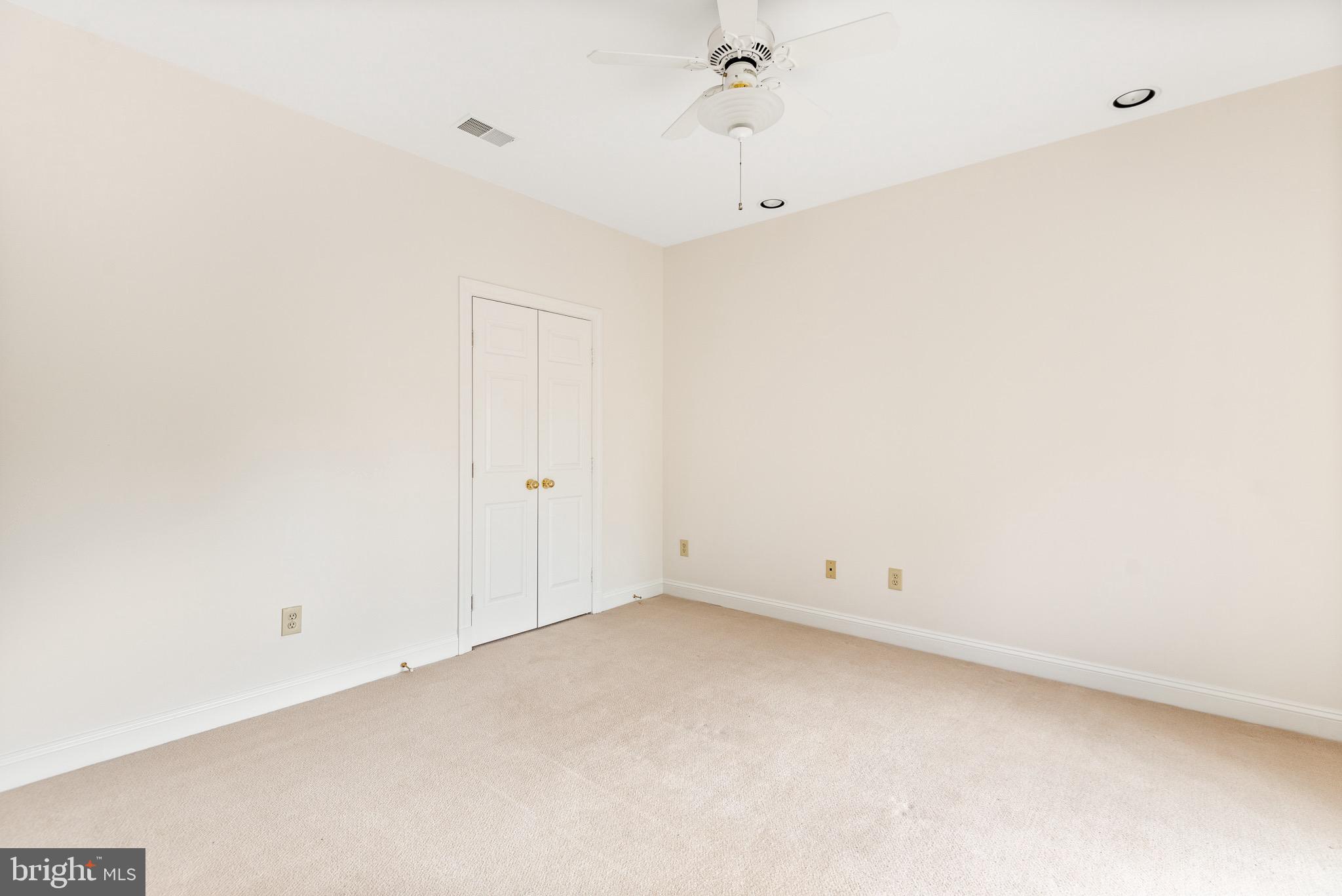 BURNING TREE VALLEY - Residential