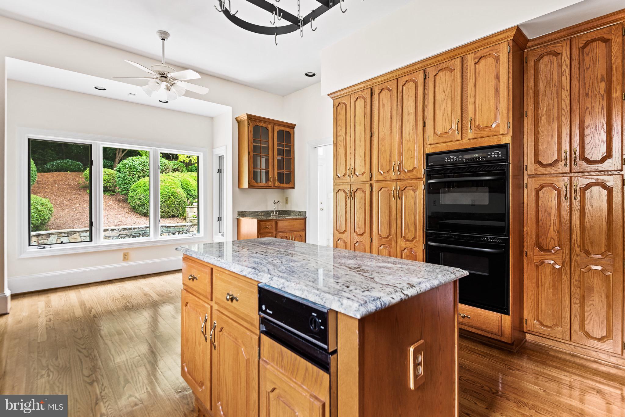 BURNING TREE VALLEY - Residential