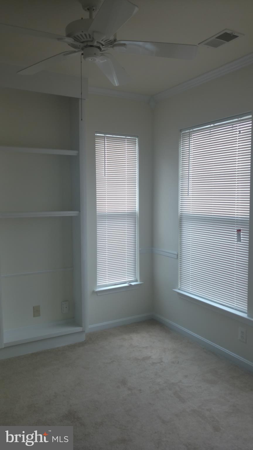 RUSSETT - Residential