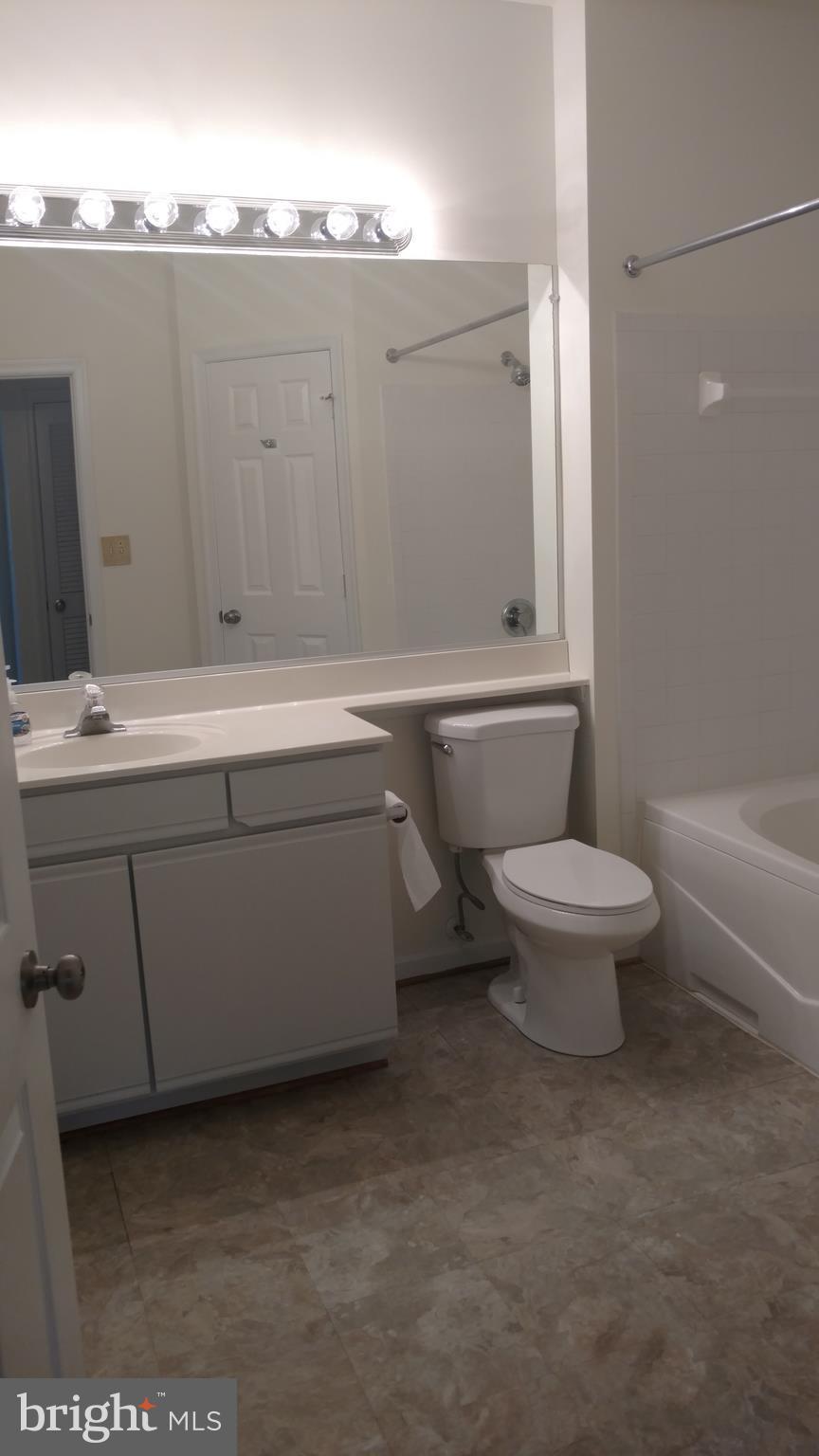 RUSSETT - Residential