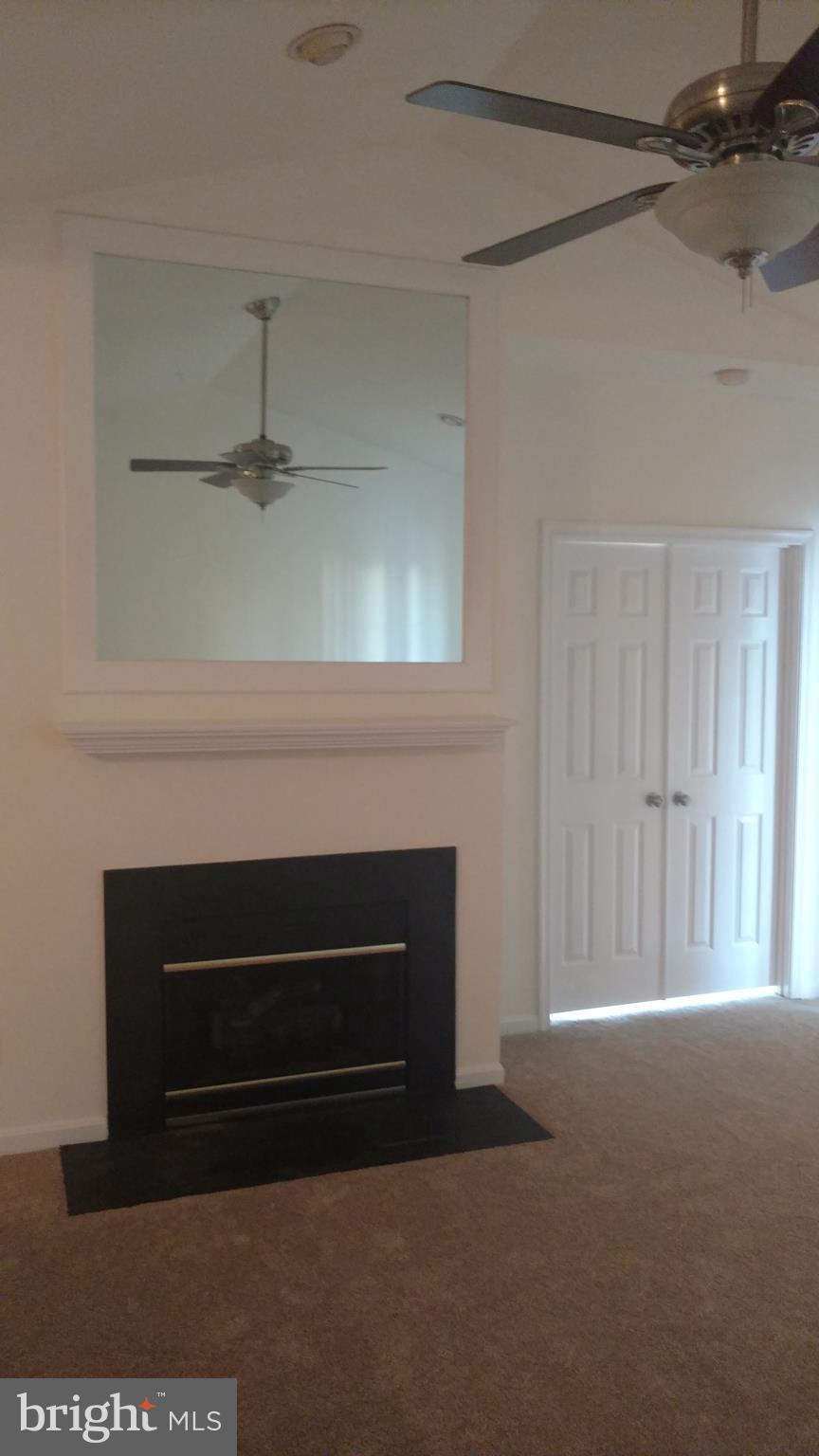 RUSSETT - Residential