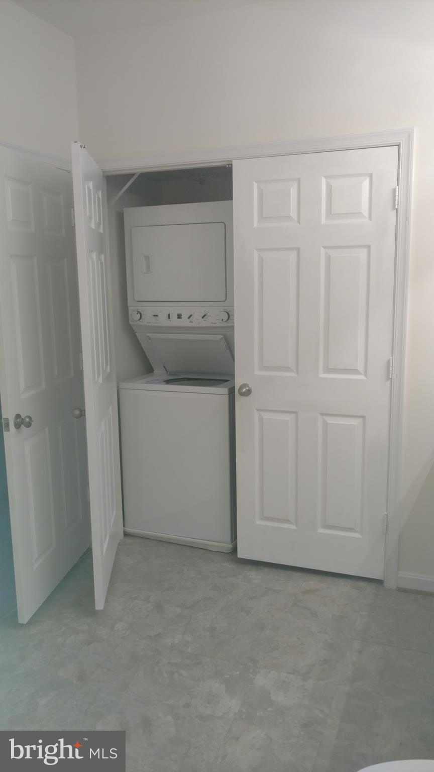 RUSSETT - Residential