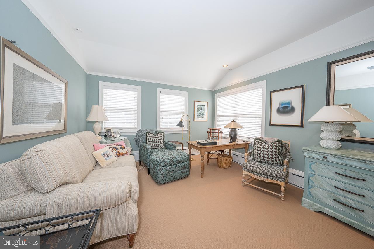 BRYN MAWR - Residential