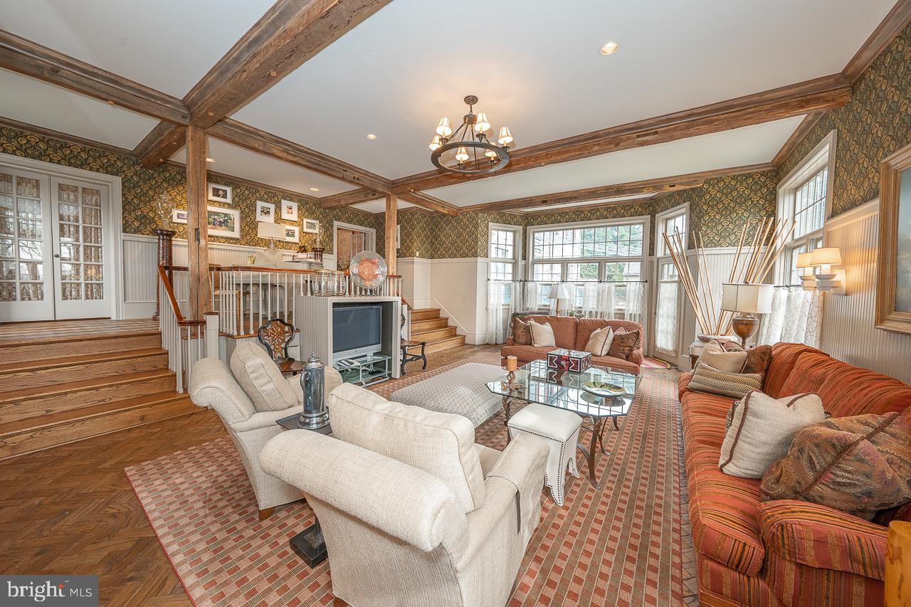 BRYN MAWR - Residential