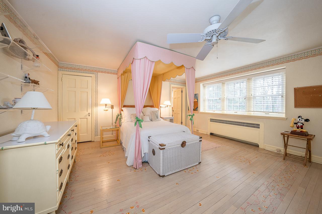 BRYN MAWR - Residential