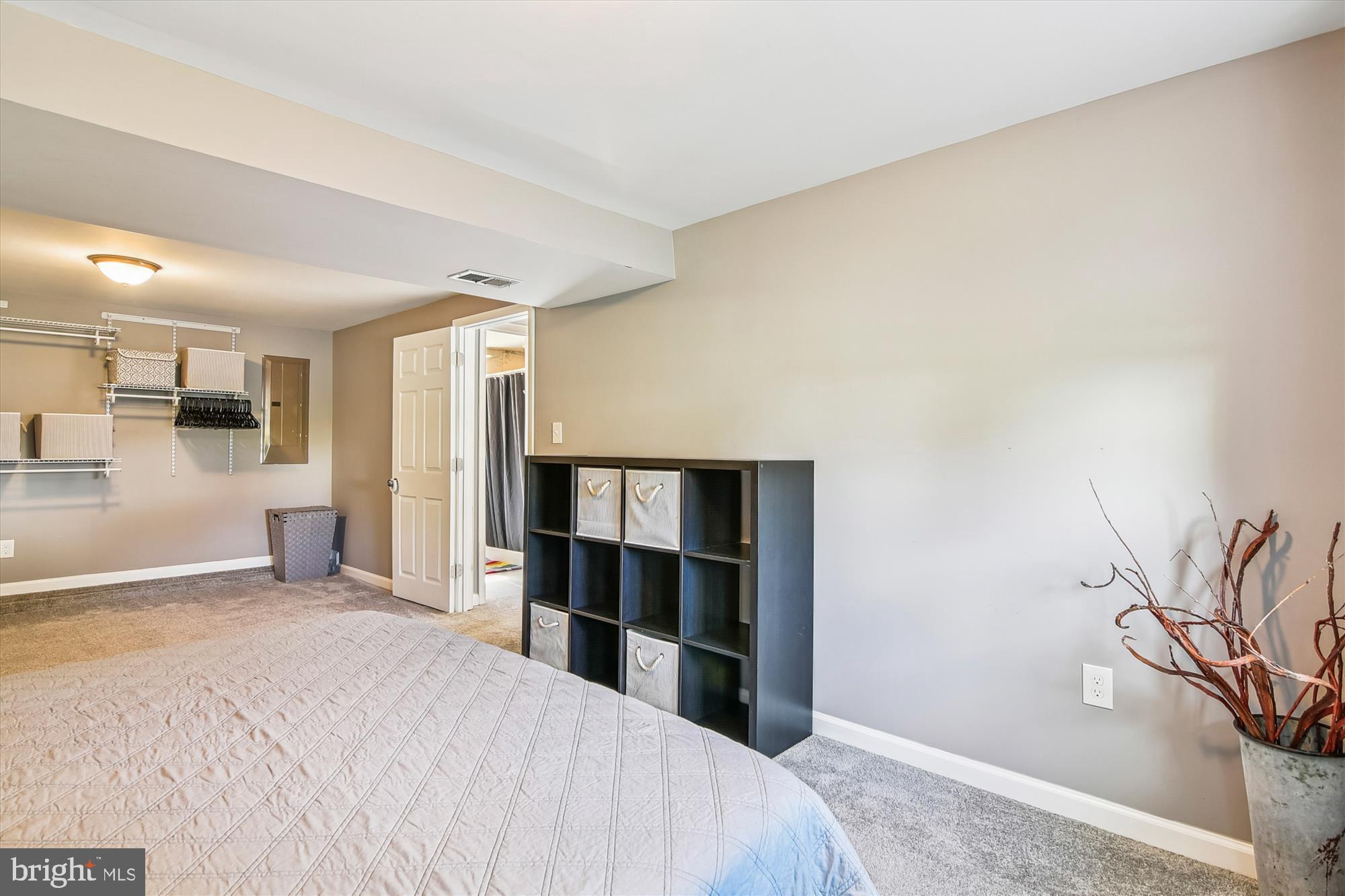 RIPPLING RIDGE - Residential