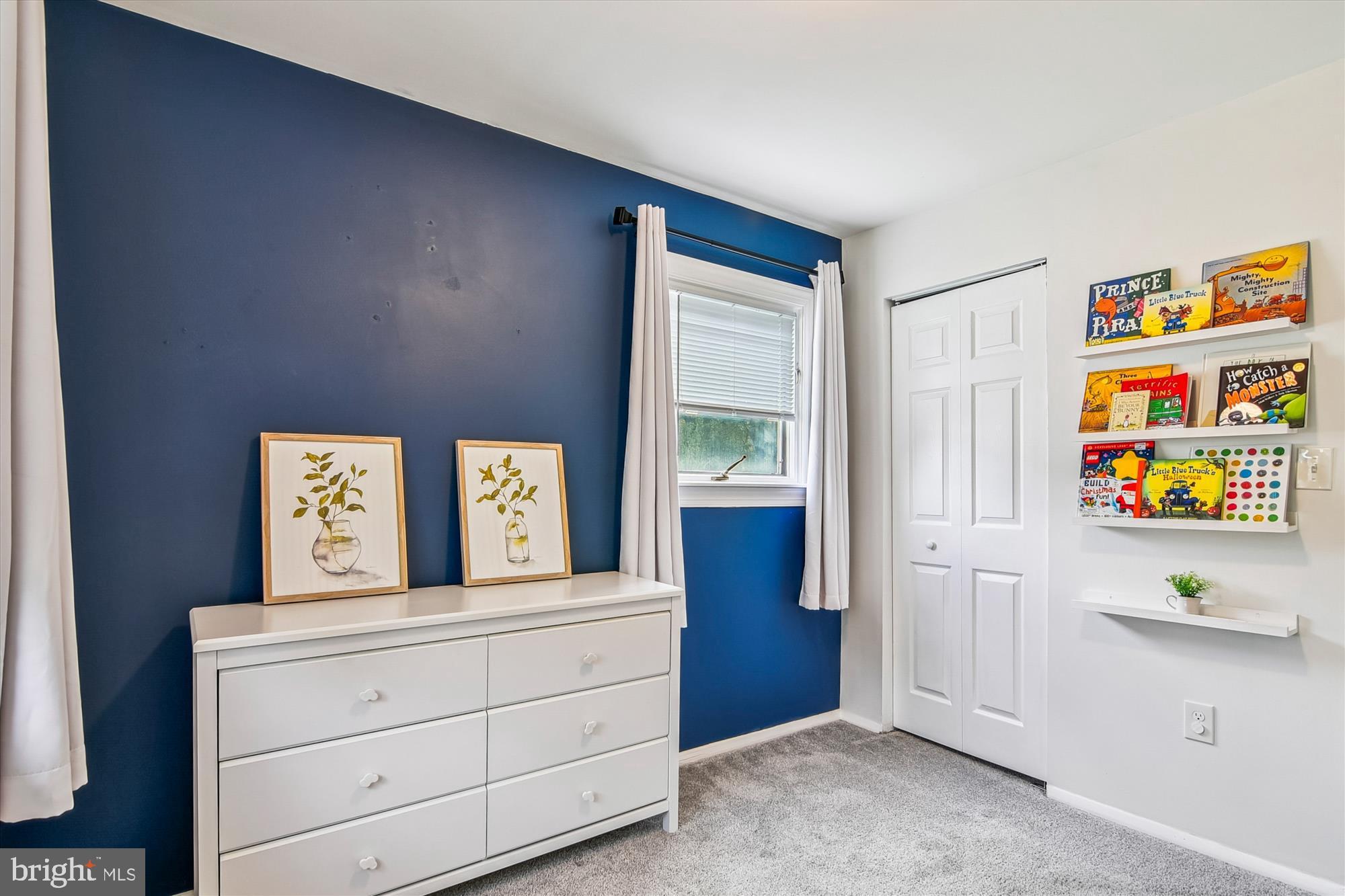 RIPPLING RIDGE - Residential