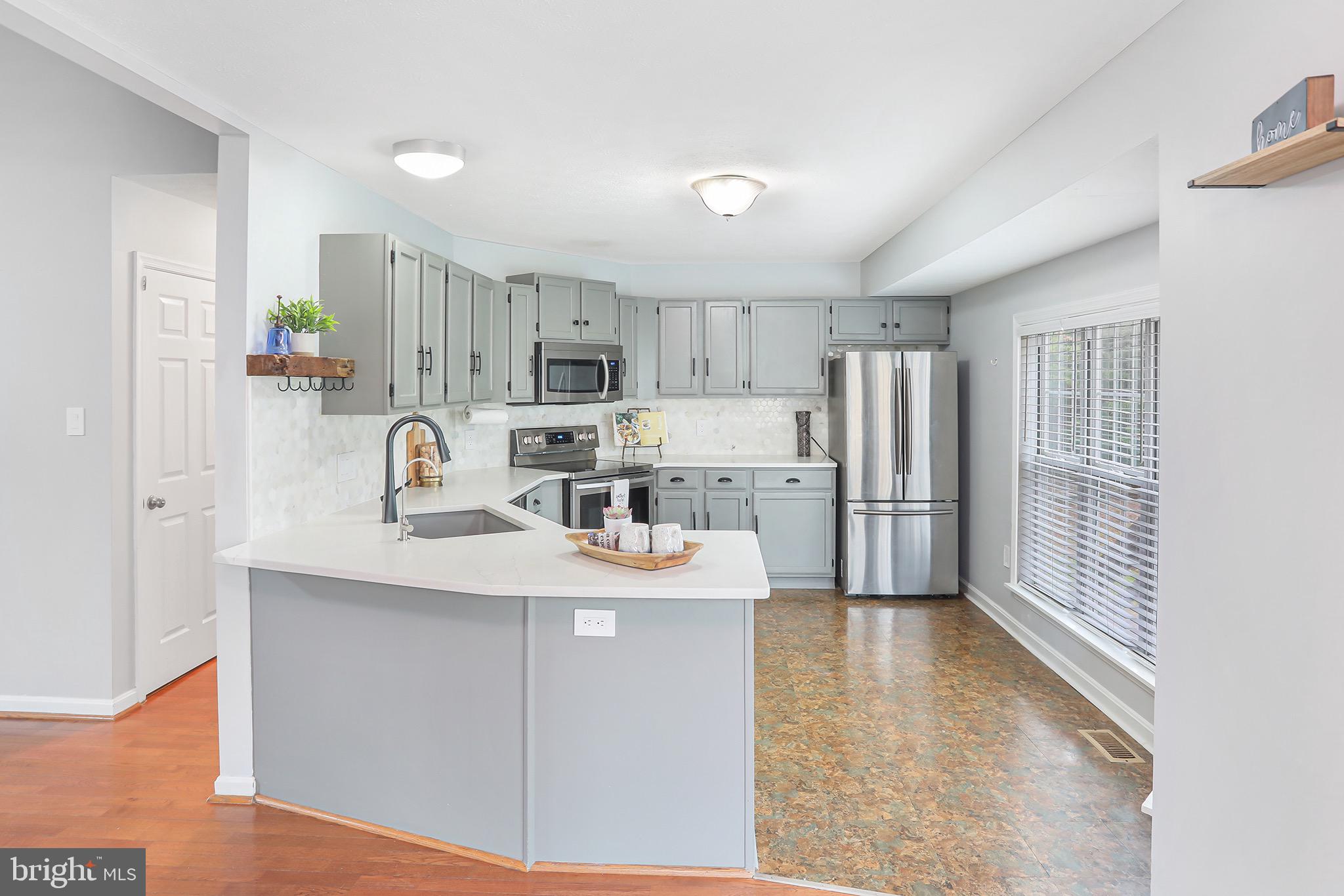 STONEWALL - Residential