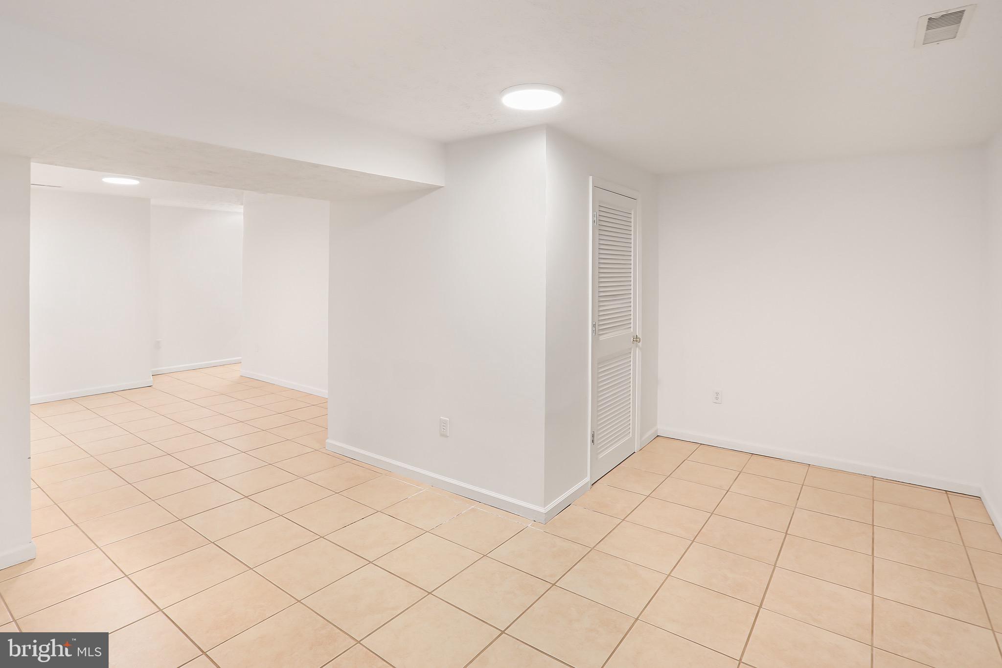 STONEWALL - Residential