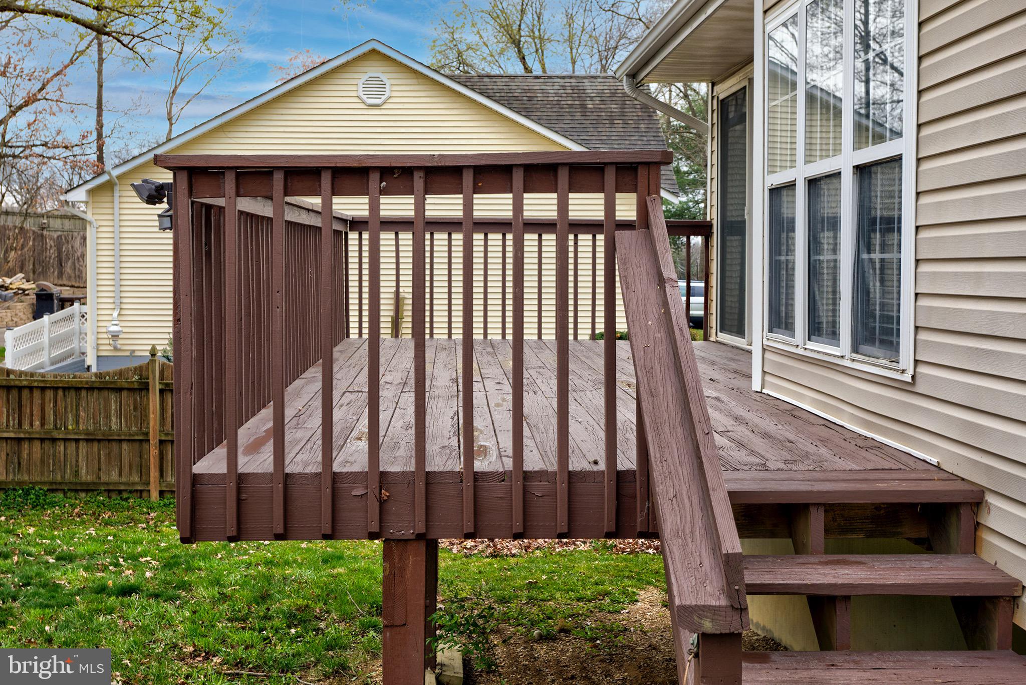 STONEWALL - Residential