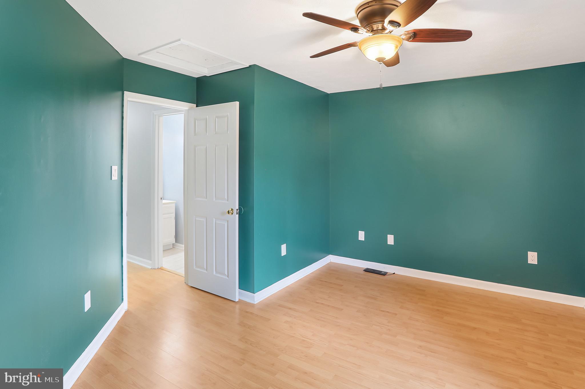 STONEWALL - Residential