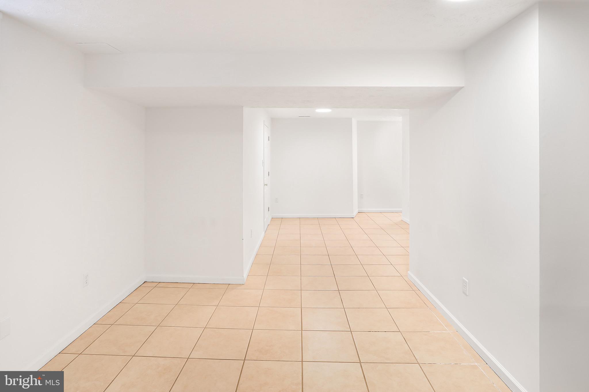 STONEWALL - Residential