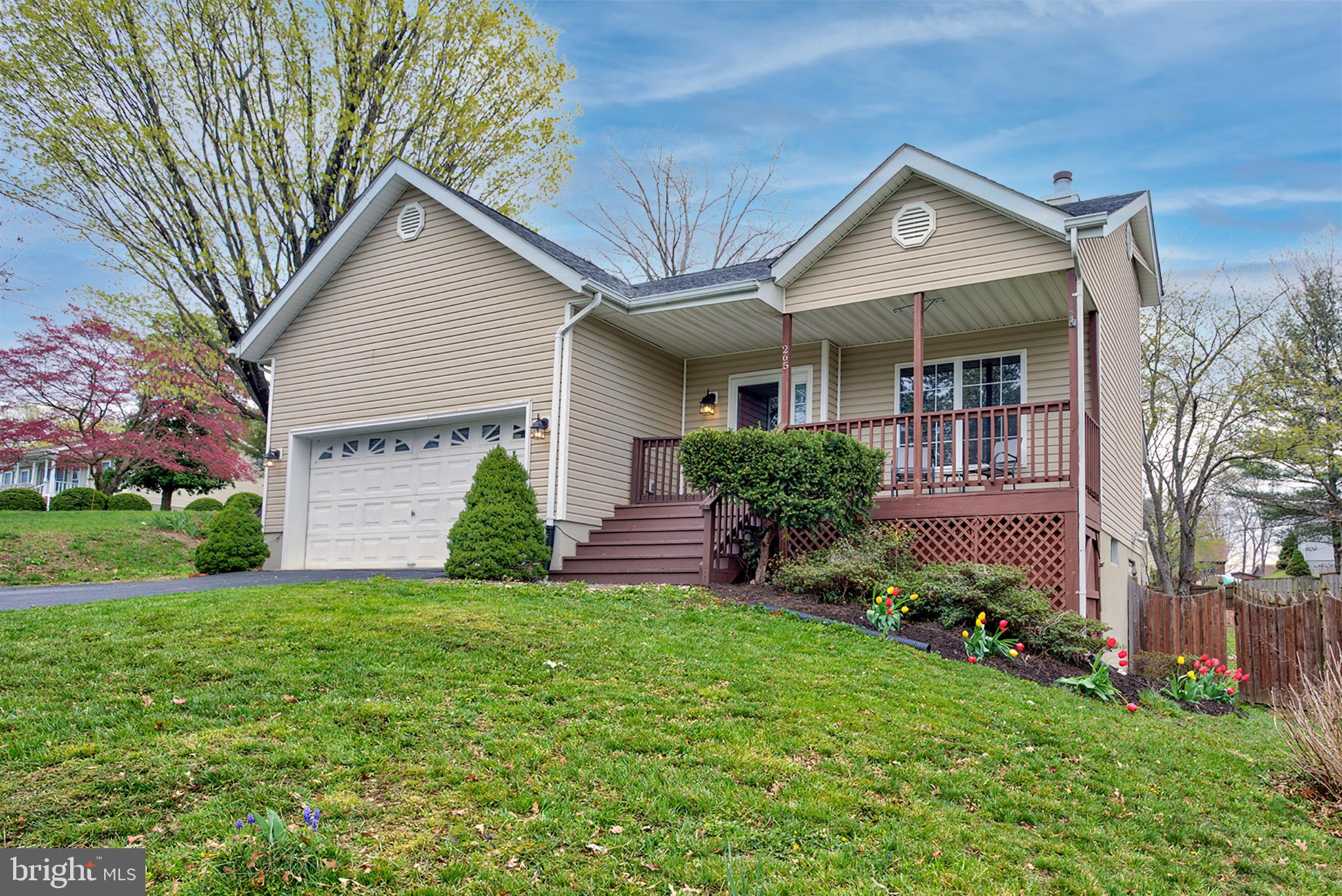 STONEWALL - Residential