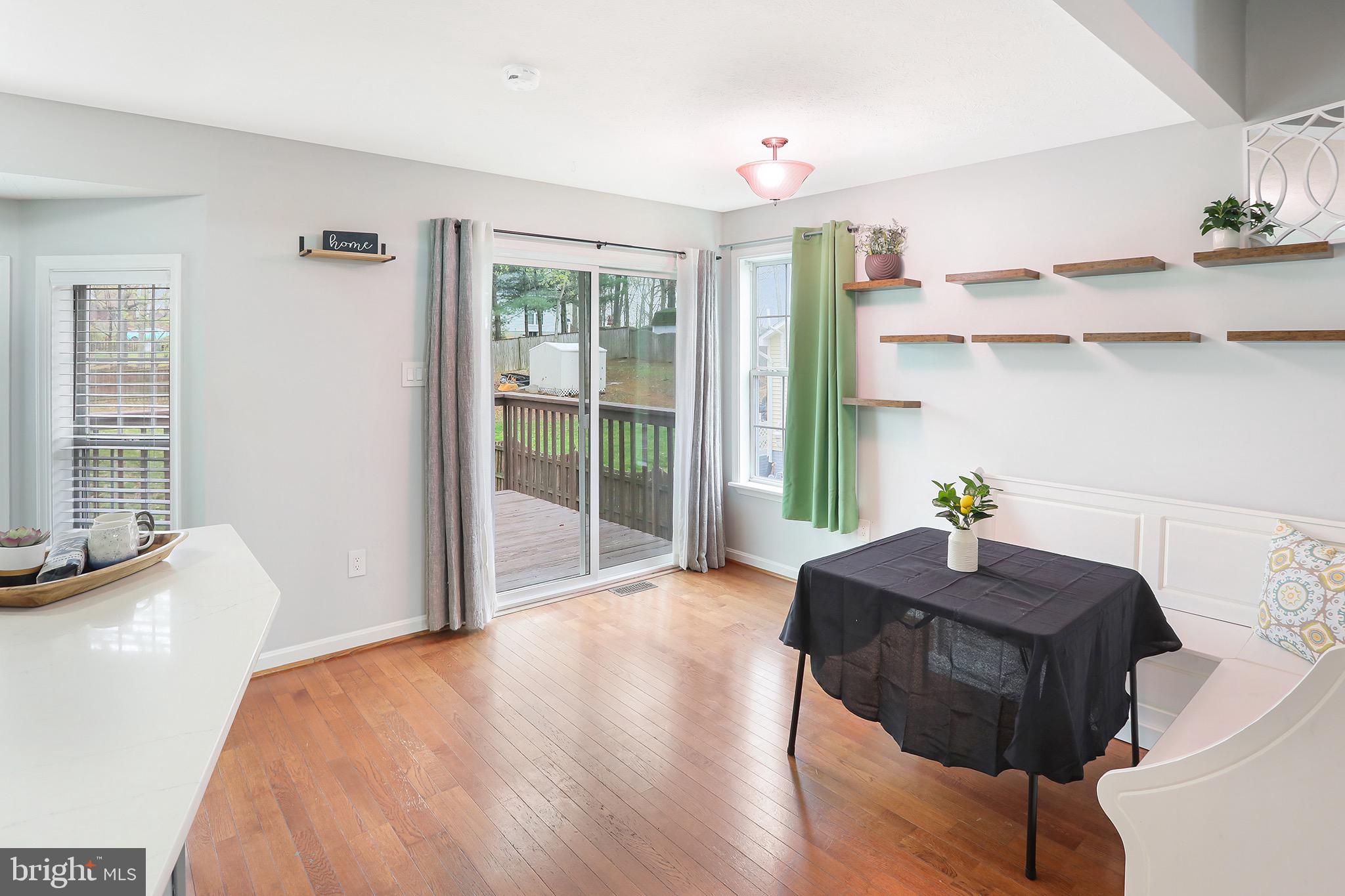 STONEWALL - Residential