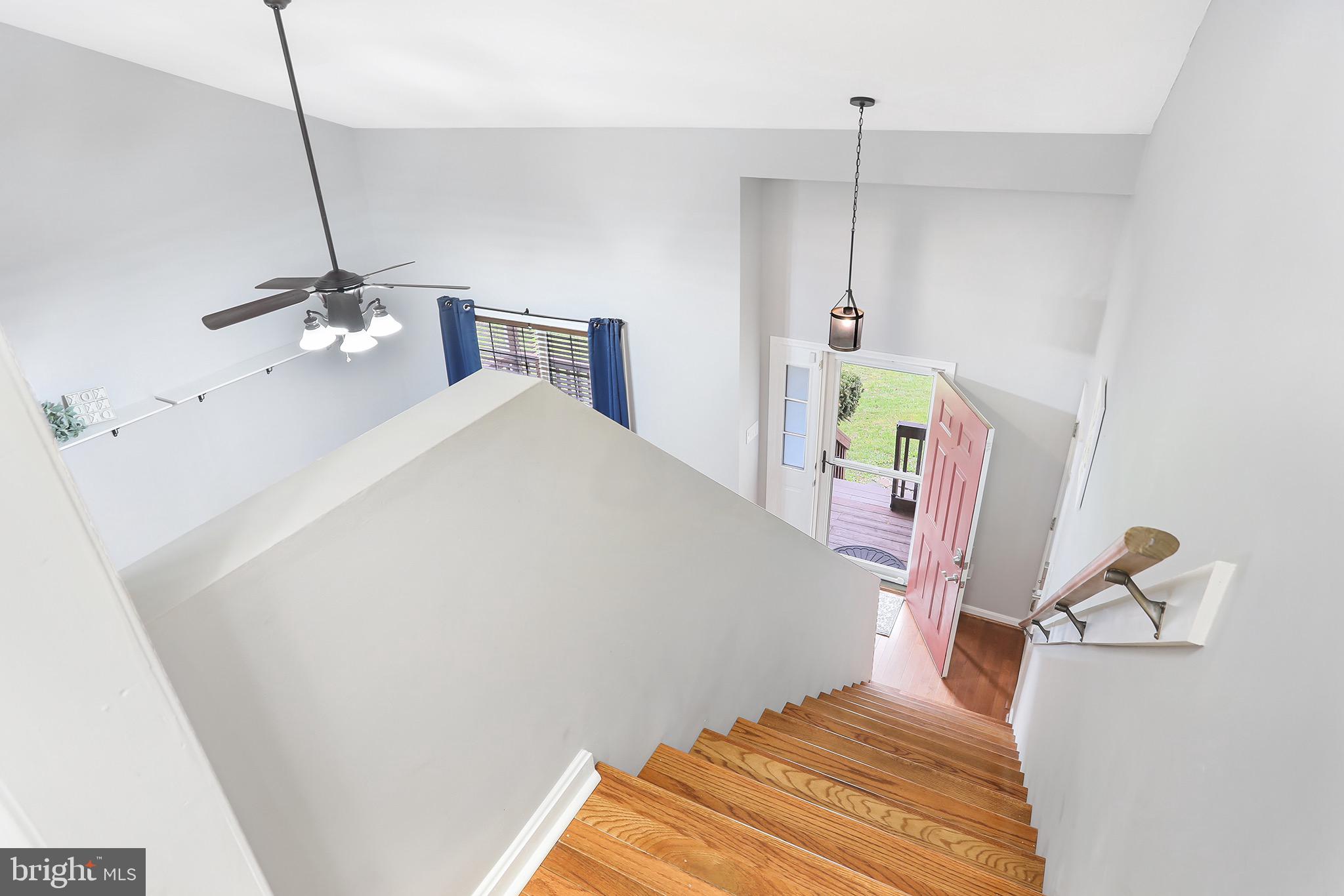 STONEWALL - Residential