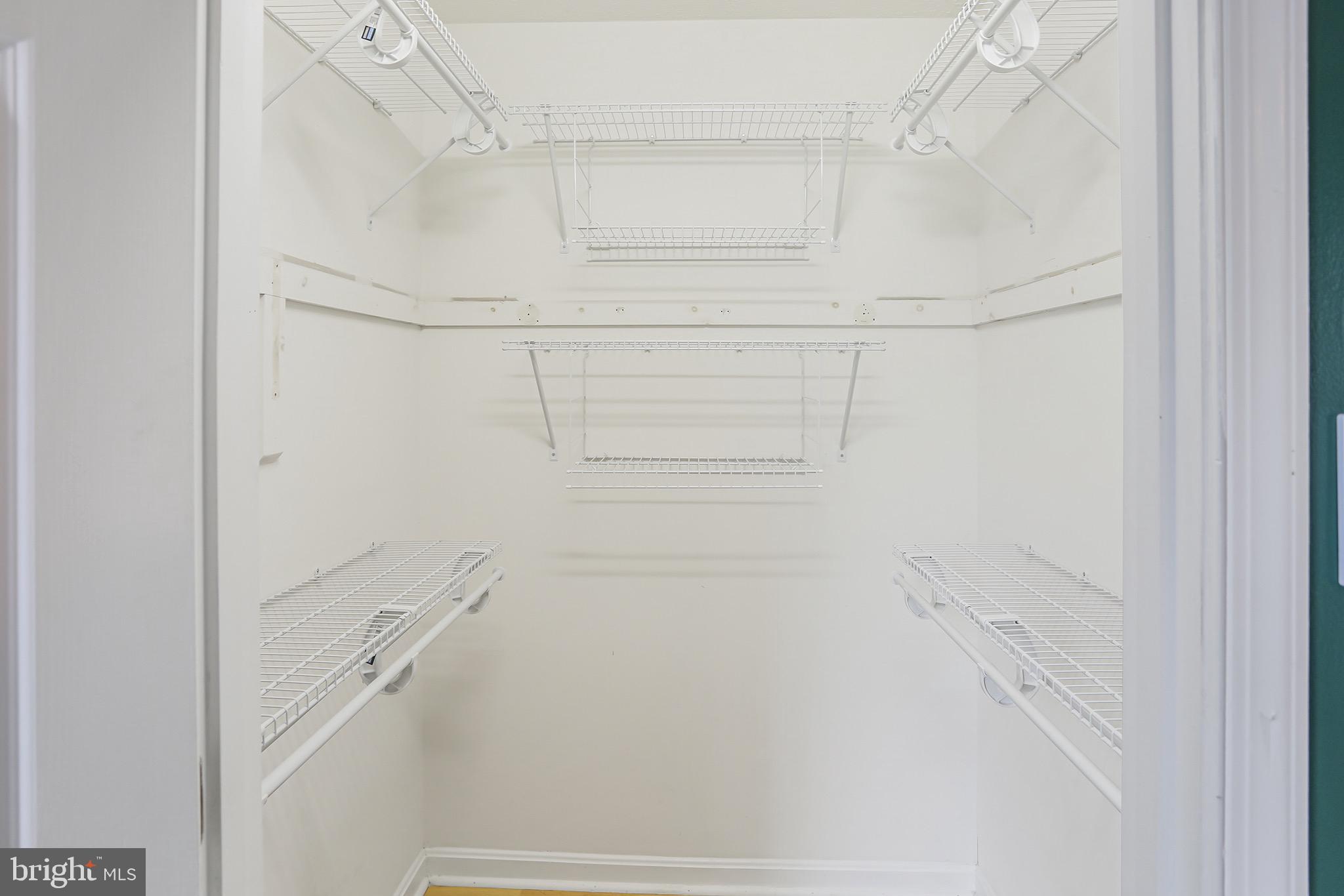 STONEWALL - Residential