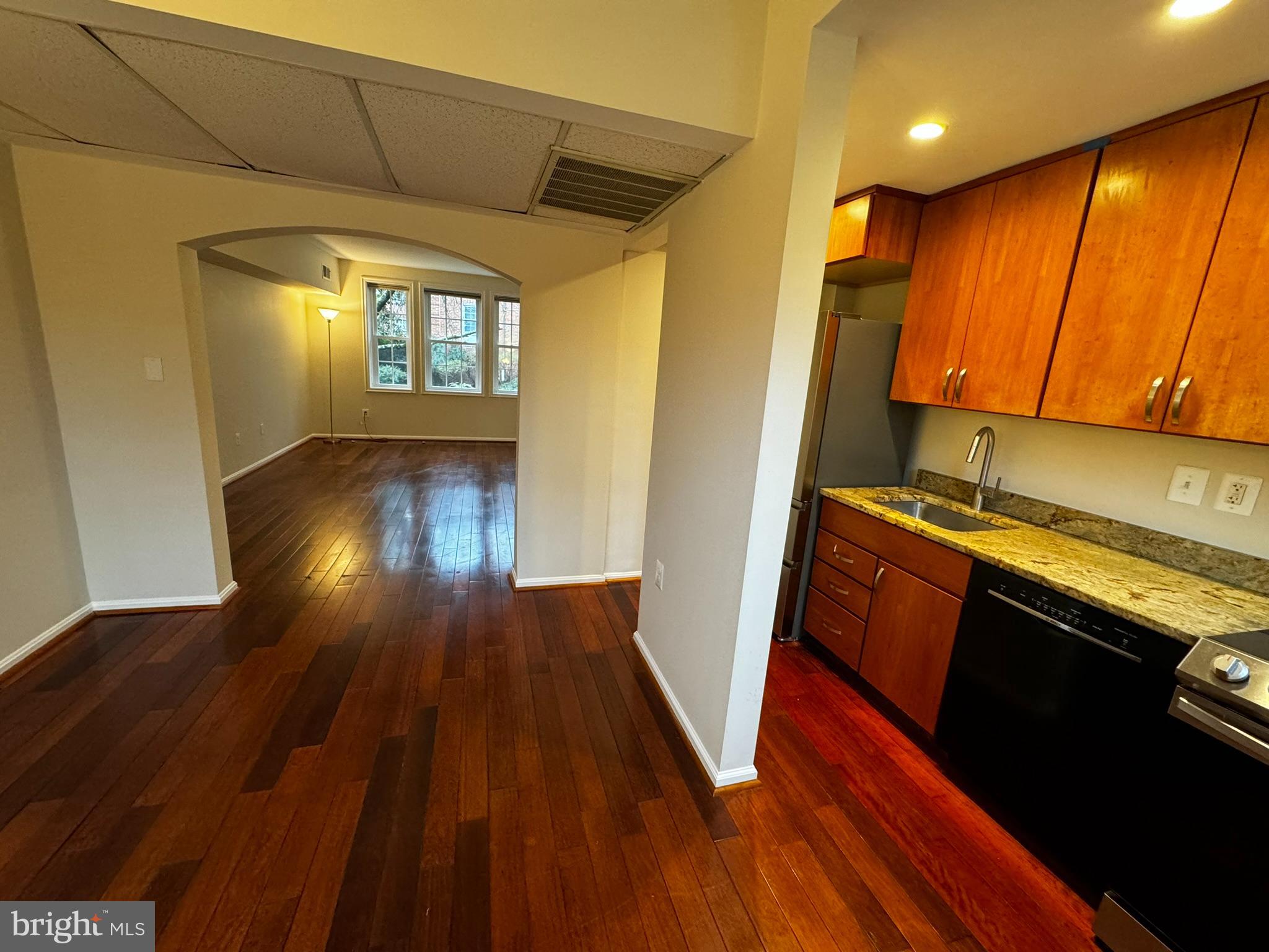 COLONIAL VILLAGE II - Residential Lease