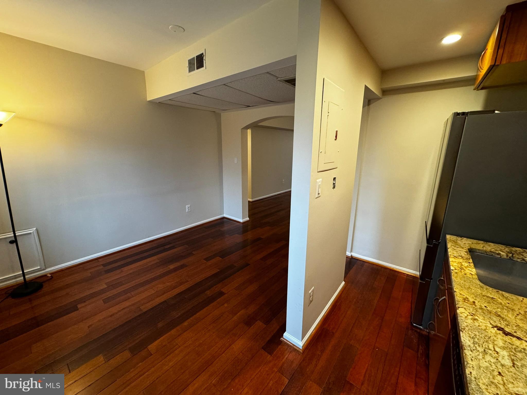 COLONIAL VILLAGE II - Residential Lease