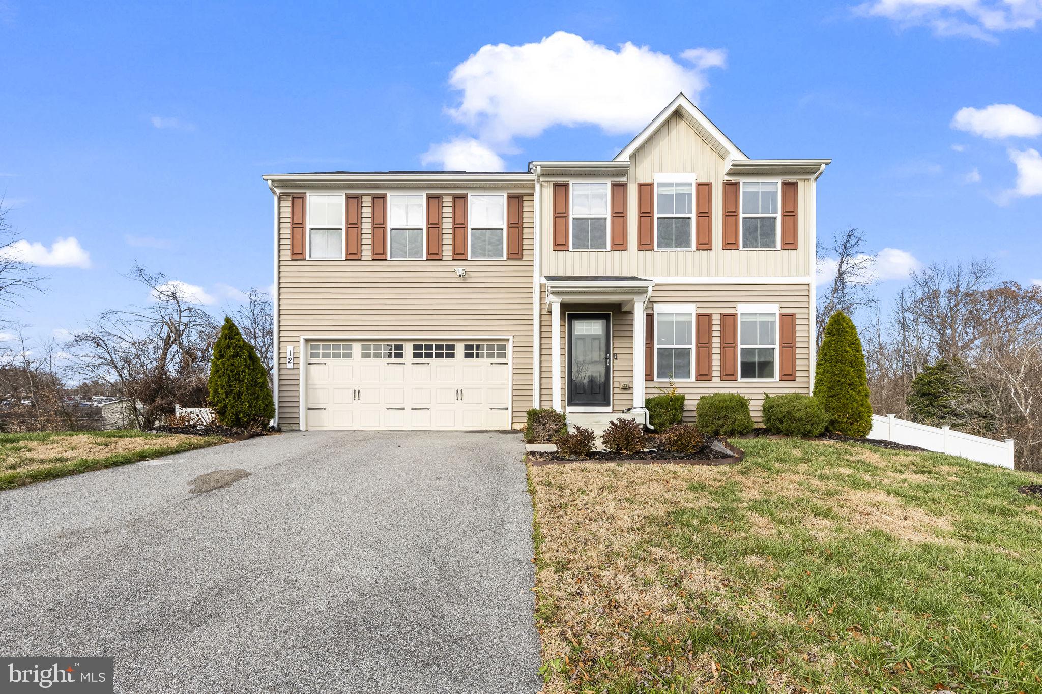 WILLOW WOODS - Residential