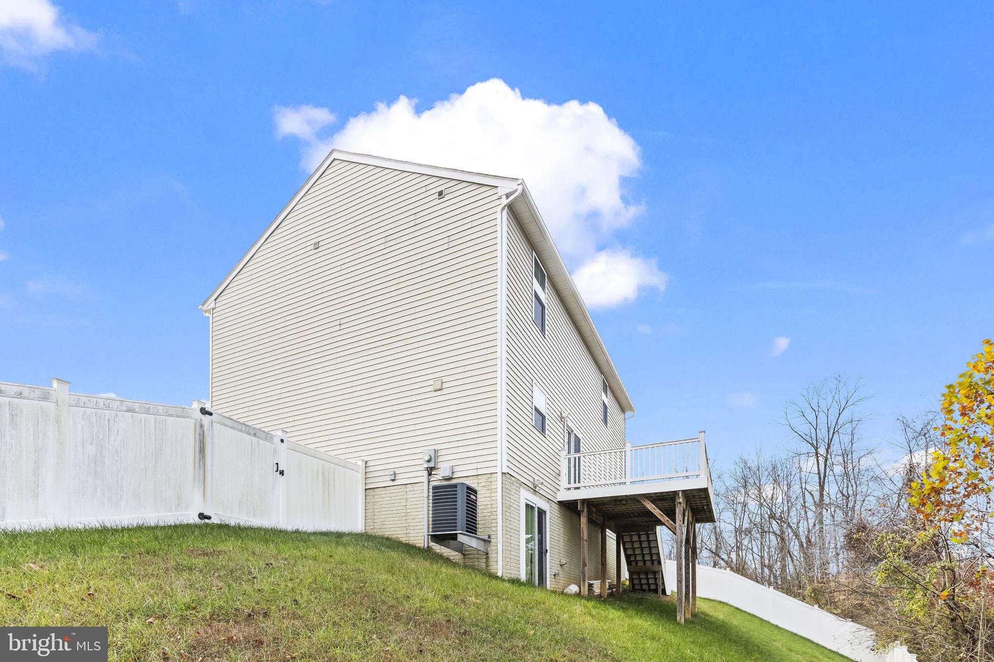 WILLOW WOODS - Residential