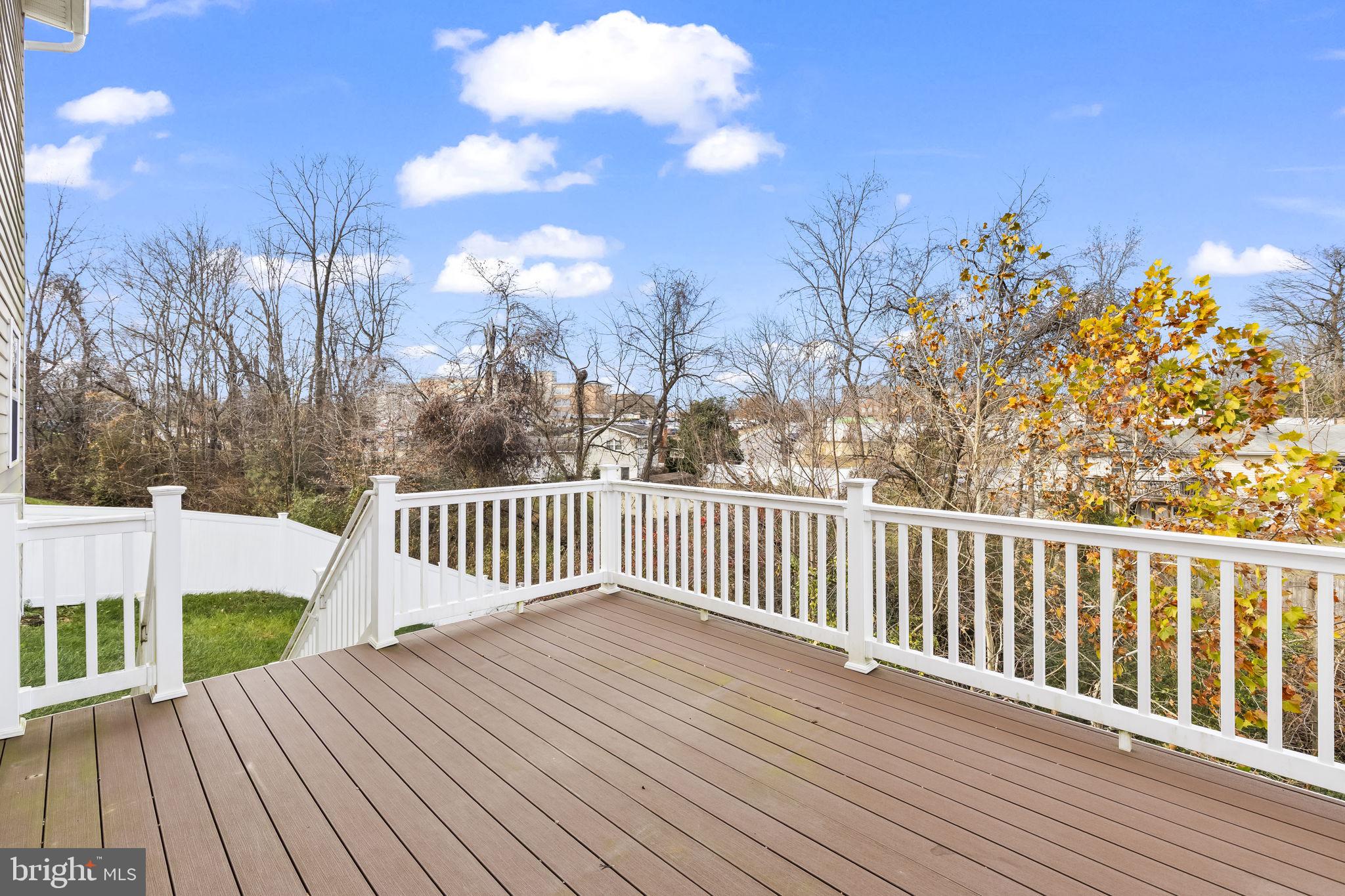 WILLOW WOODS - Residential