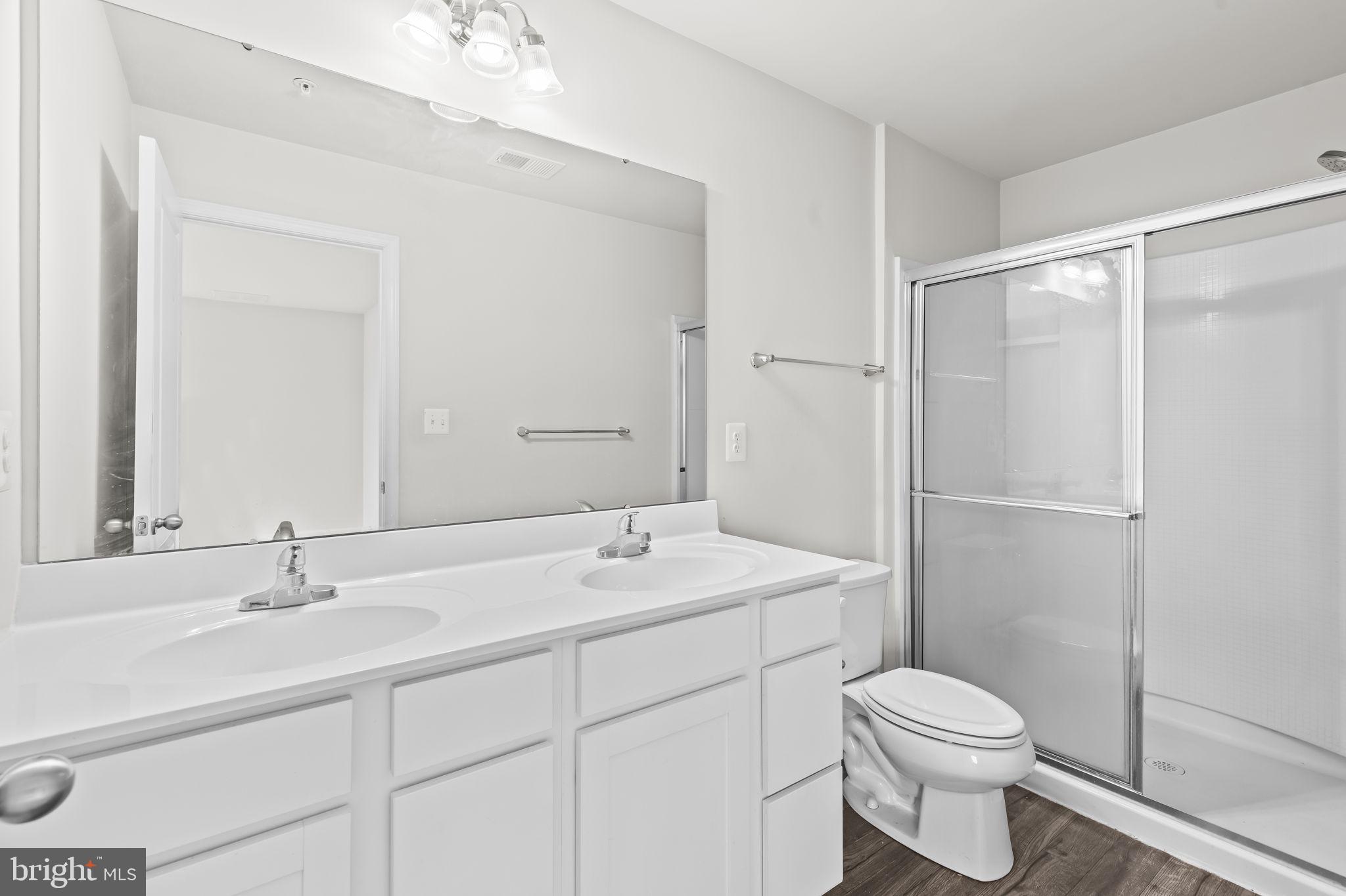 WILLOW WOODS - Residential