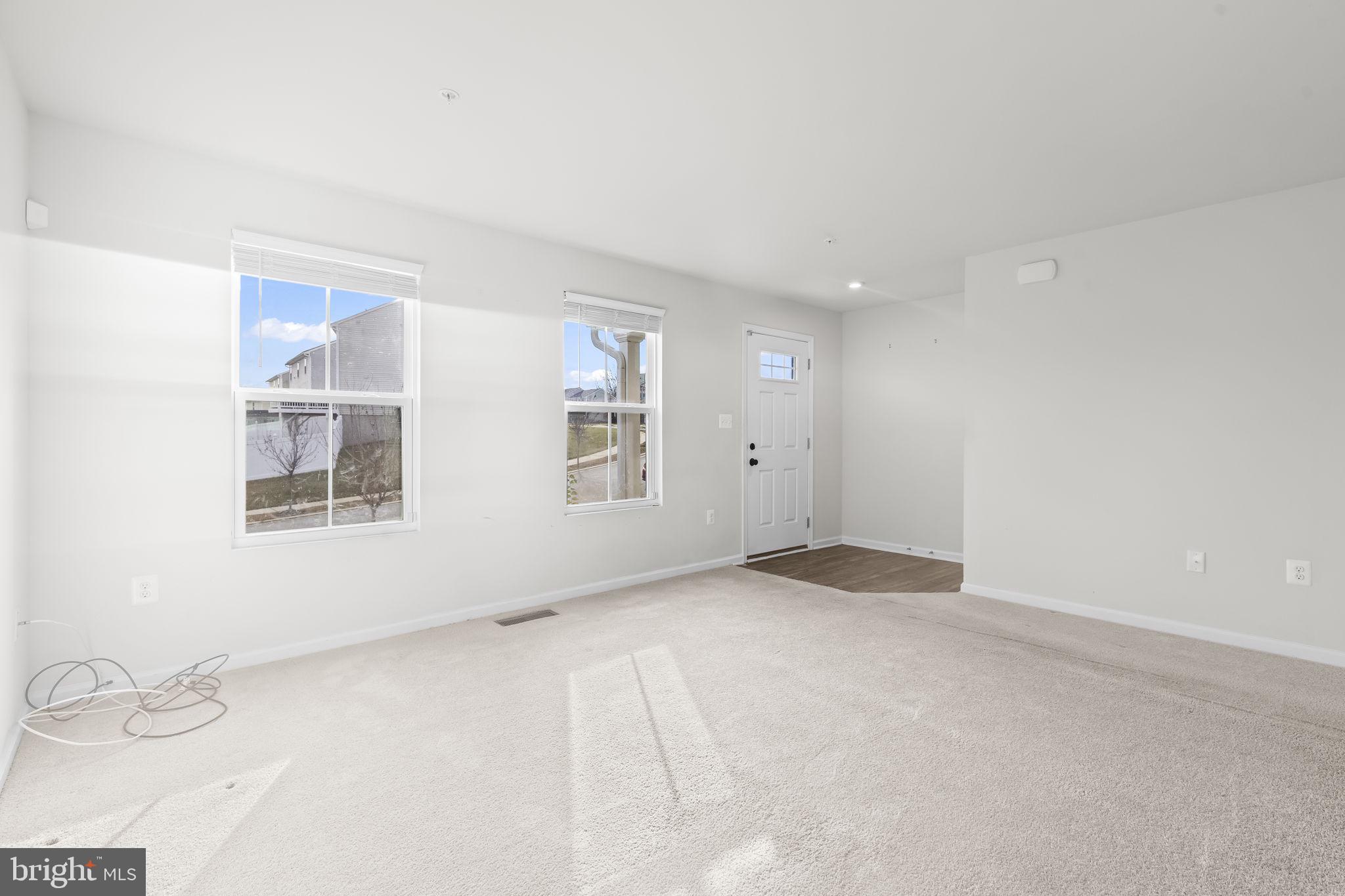 WILLOW WOODS - Residential