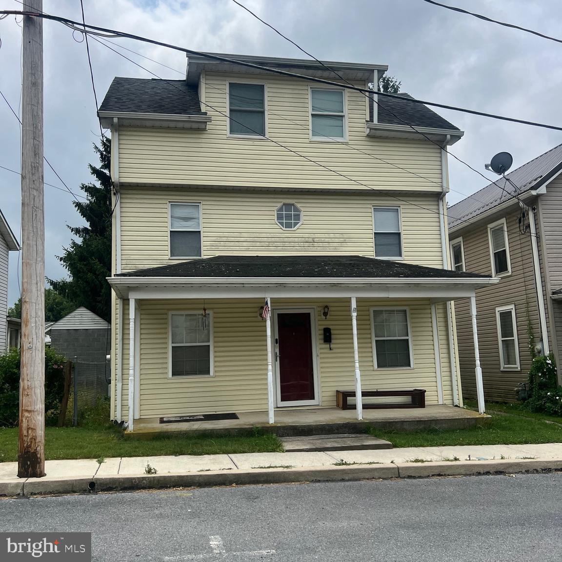 38 W W CALIFORNIA STREET