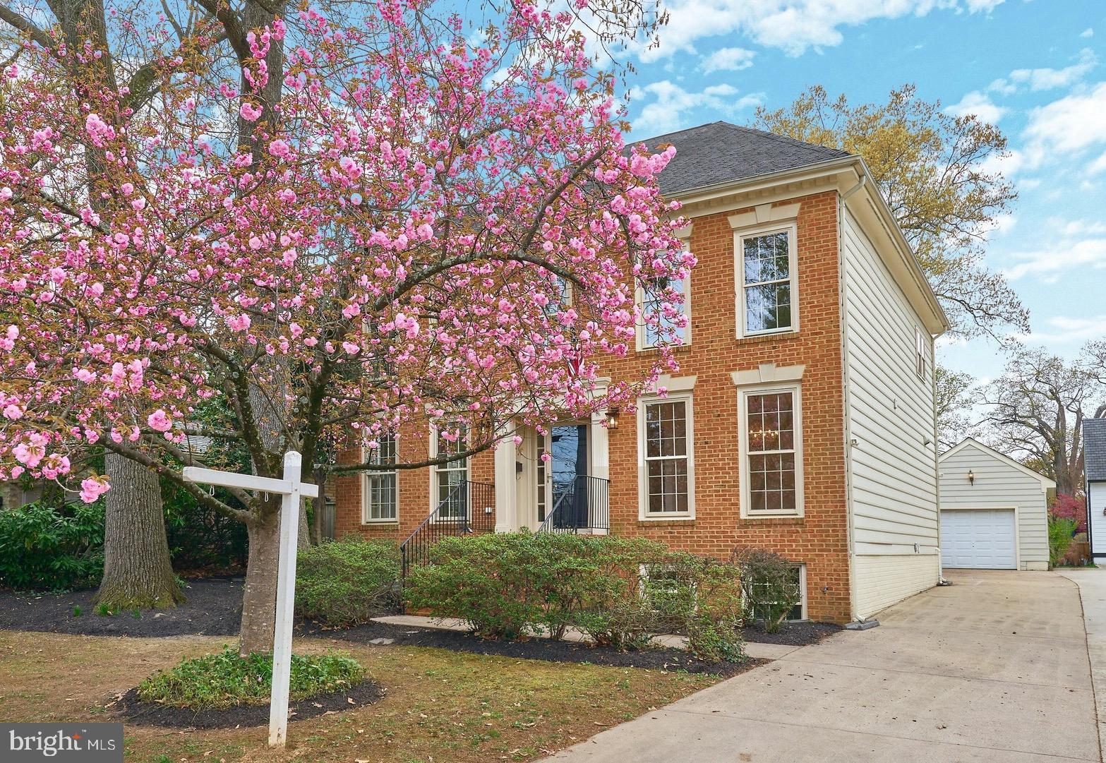 ASHTON HEIGHTS - Residential