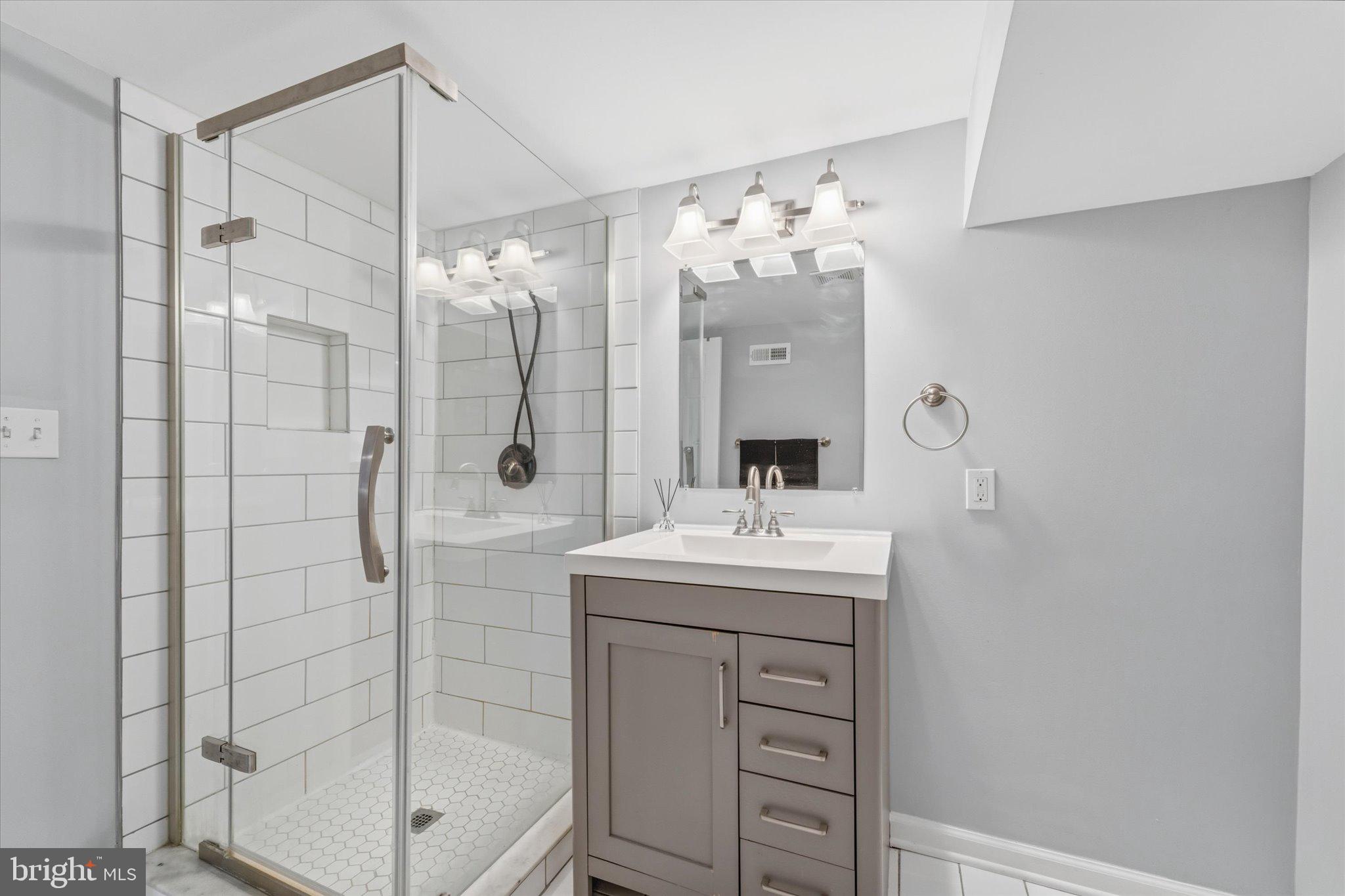 TYLER PARK - Residential