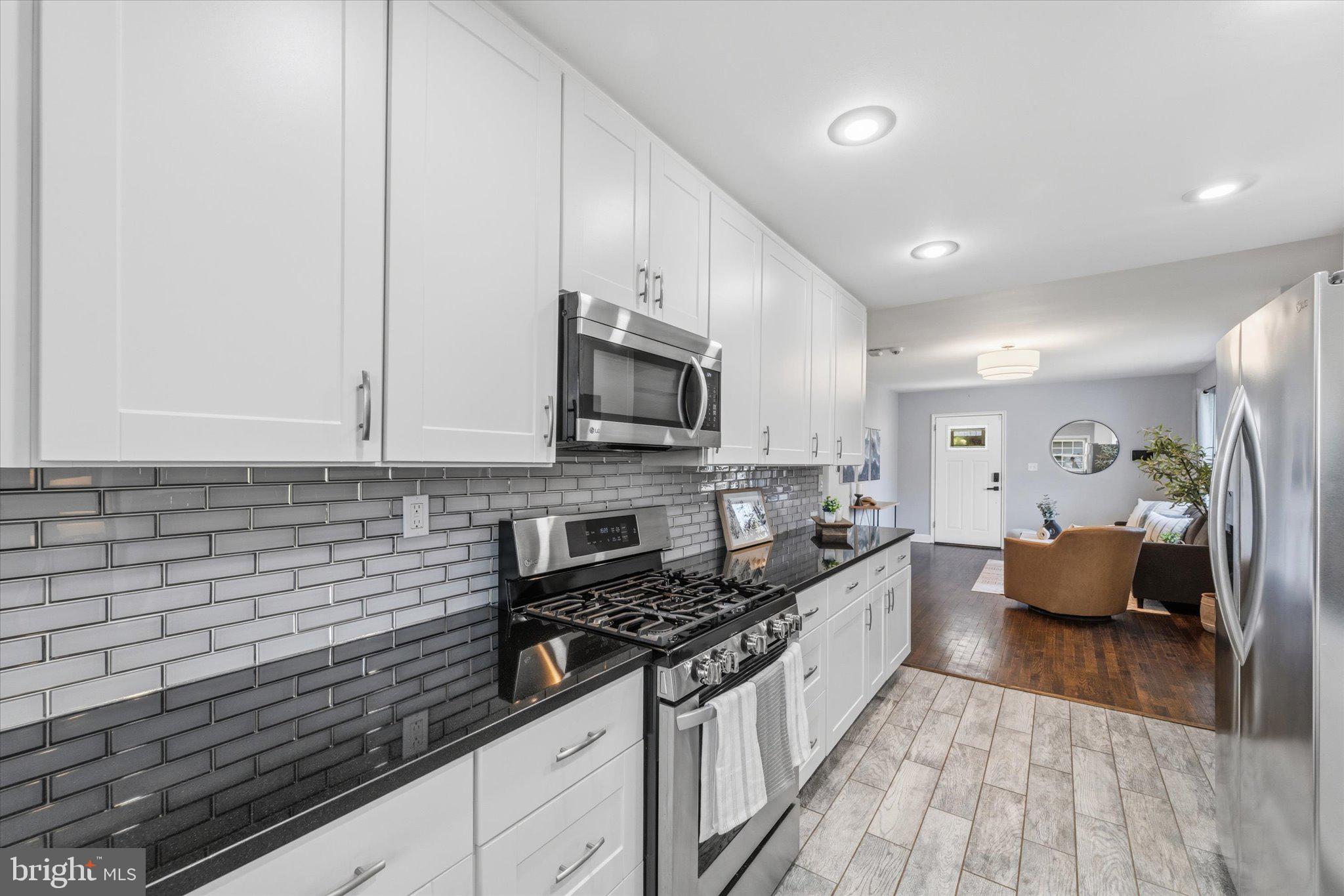 TYLER PARK - Residential