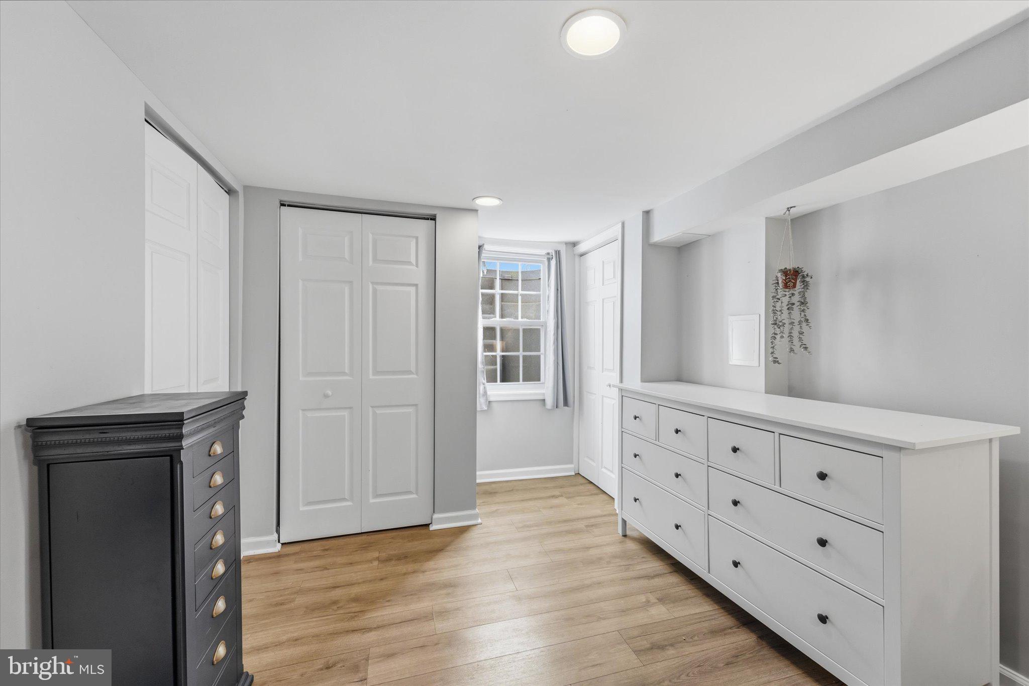 TYLER PARK - Residential