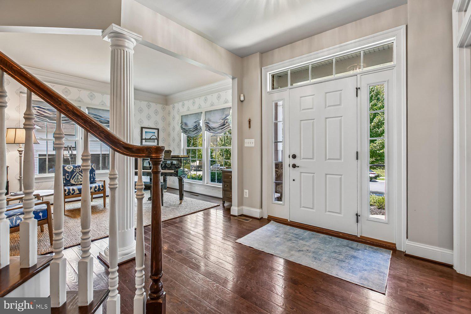 9423 FERRY LANDING COURT