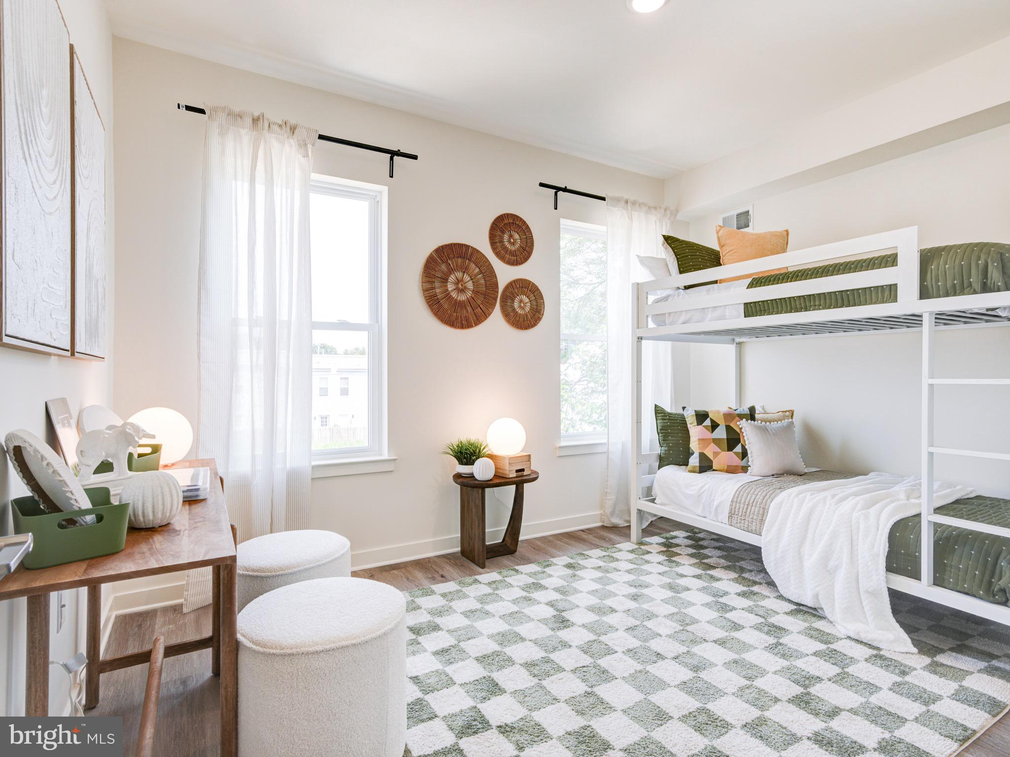 PORT RICHMOND - Residential